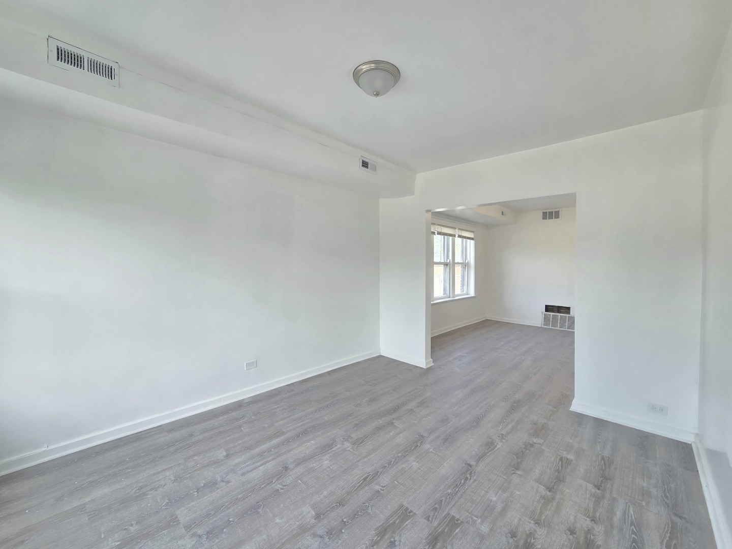 1943 W 63rd Street 2 Property Photo 9