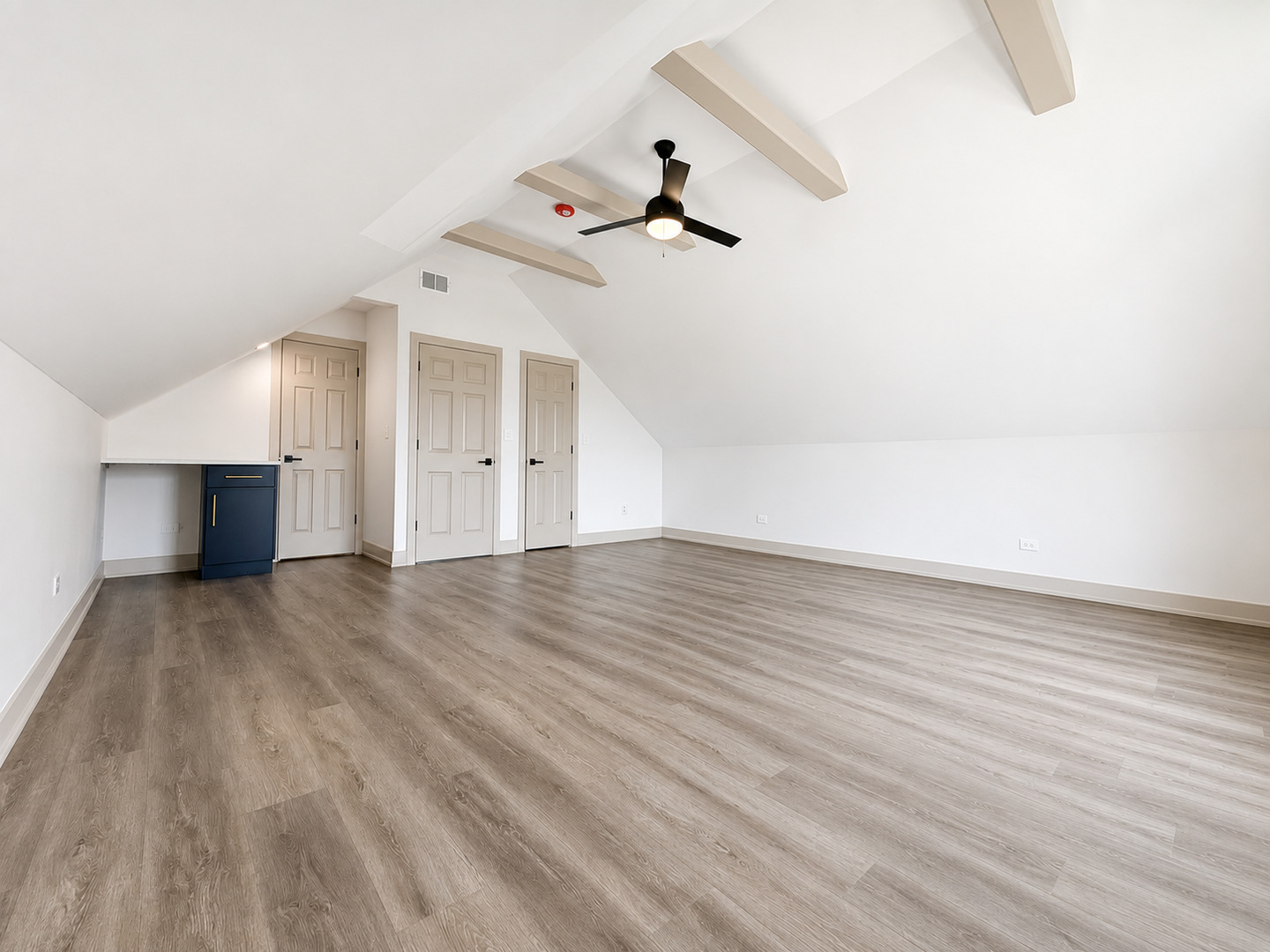 2222 Highland Avenue Property Photo 17