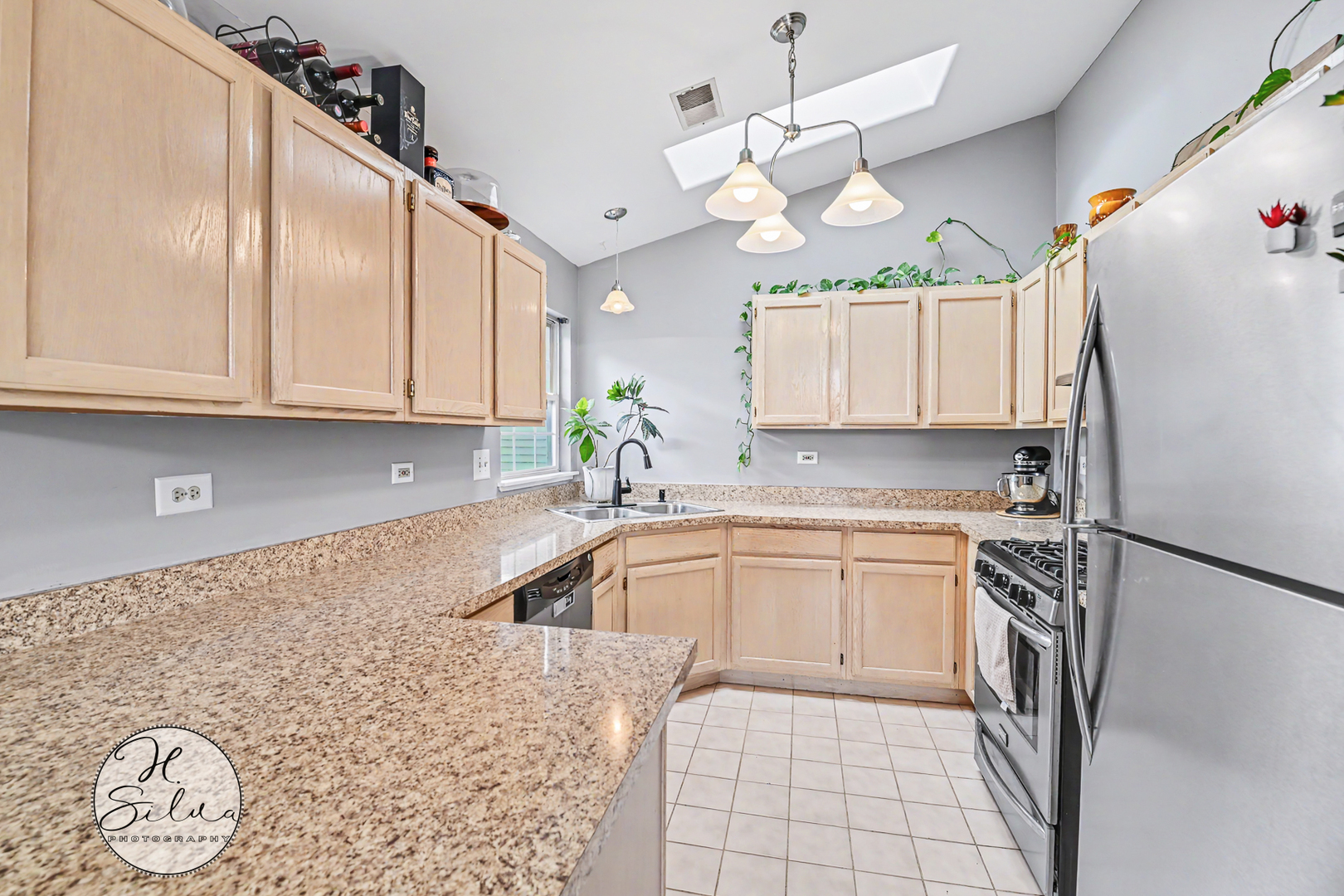 2035 Waverly Lane 2035 Property Photo 8