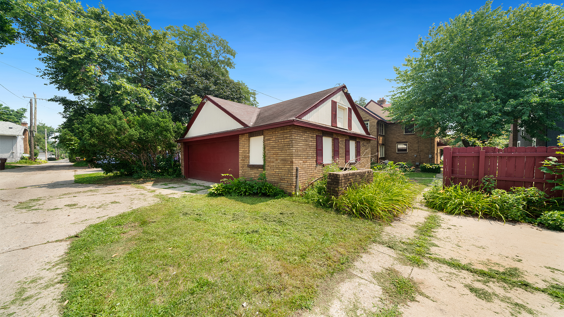 1218 Harlem Boulevard Property Photo 6