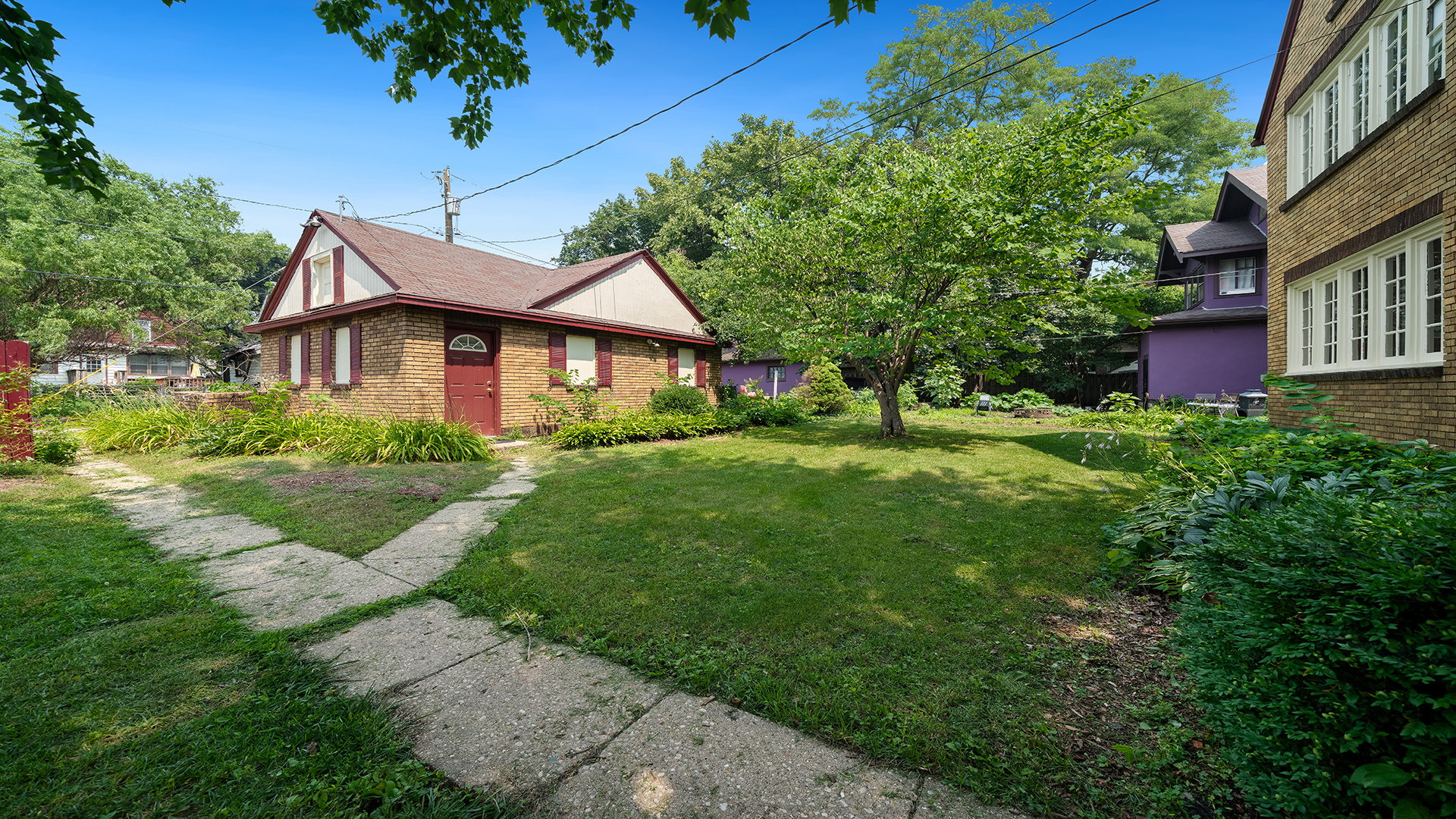 1218 Harlem Boulevard Property Photo 7