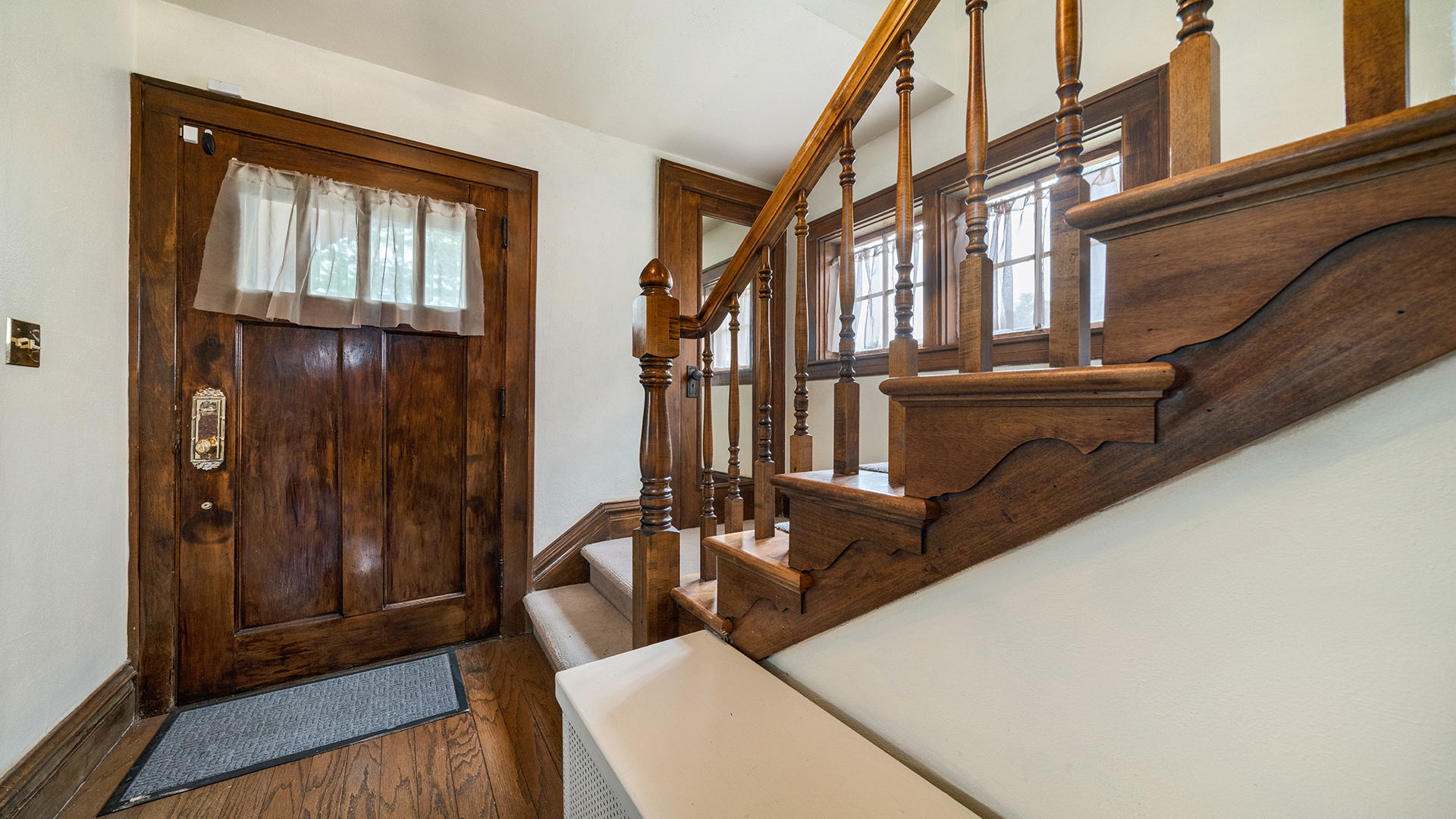 1218 Harlem Boulevard Property Photo 8