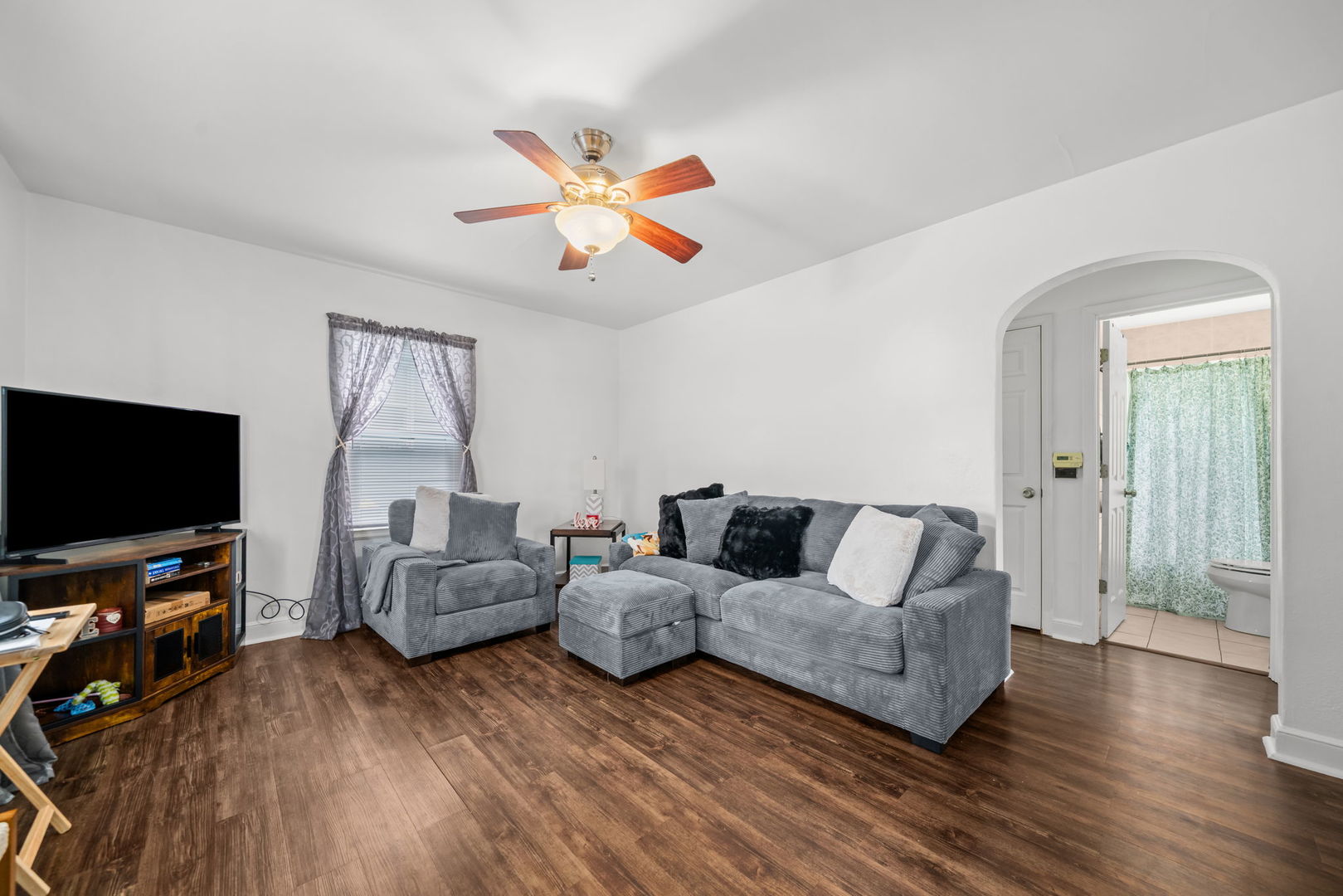 815 20th Street Property Photo 5