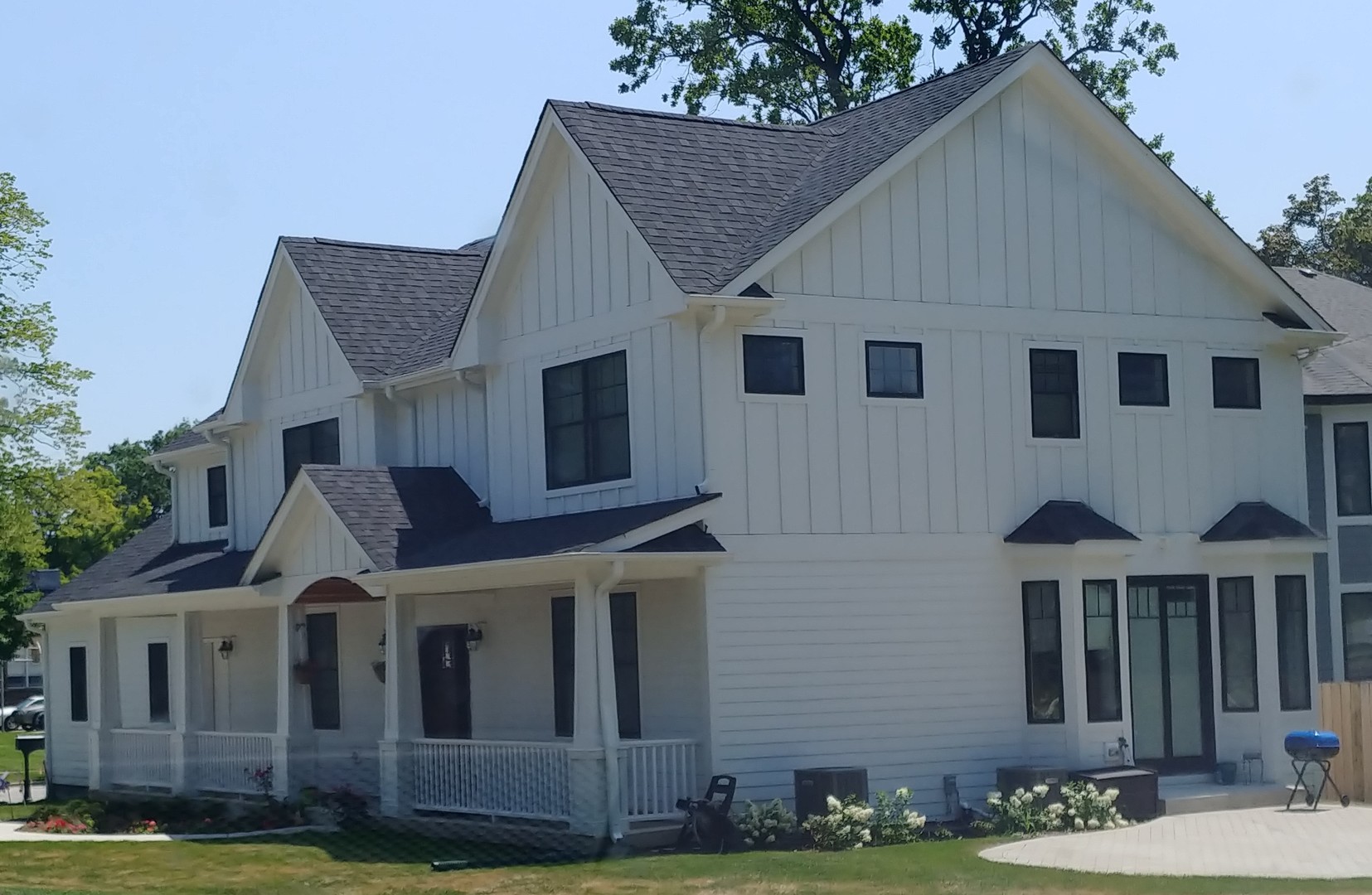 237 Chicago Avenue Property Photo 1