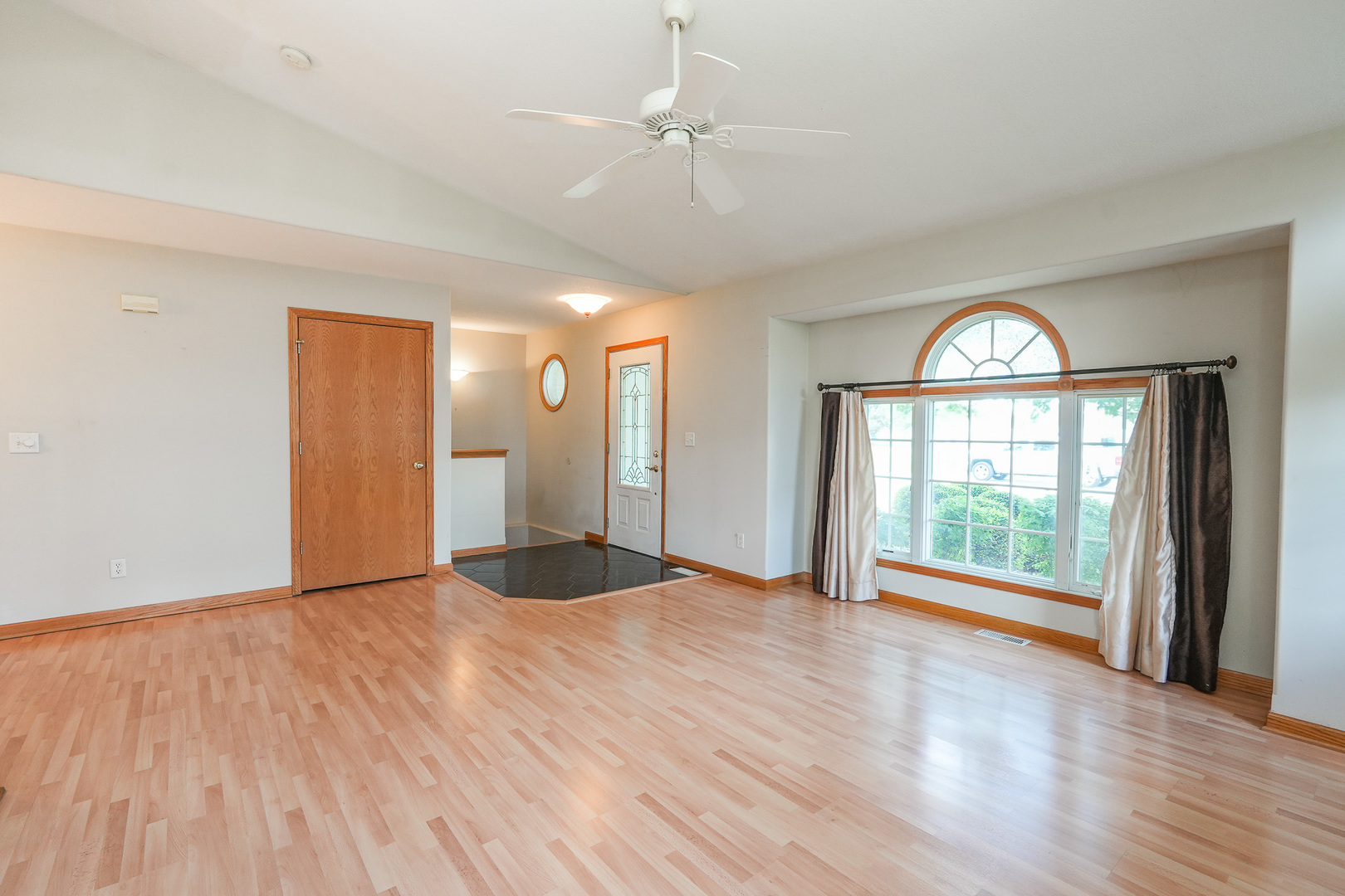 671 Diversatech Drive Property Photo 6