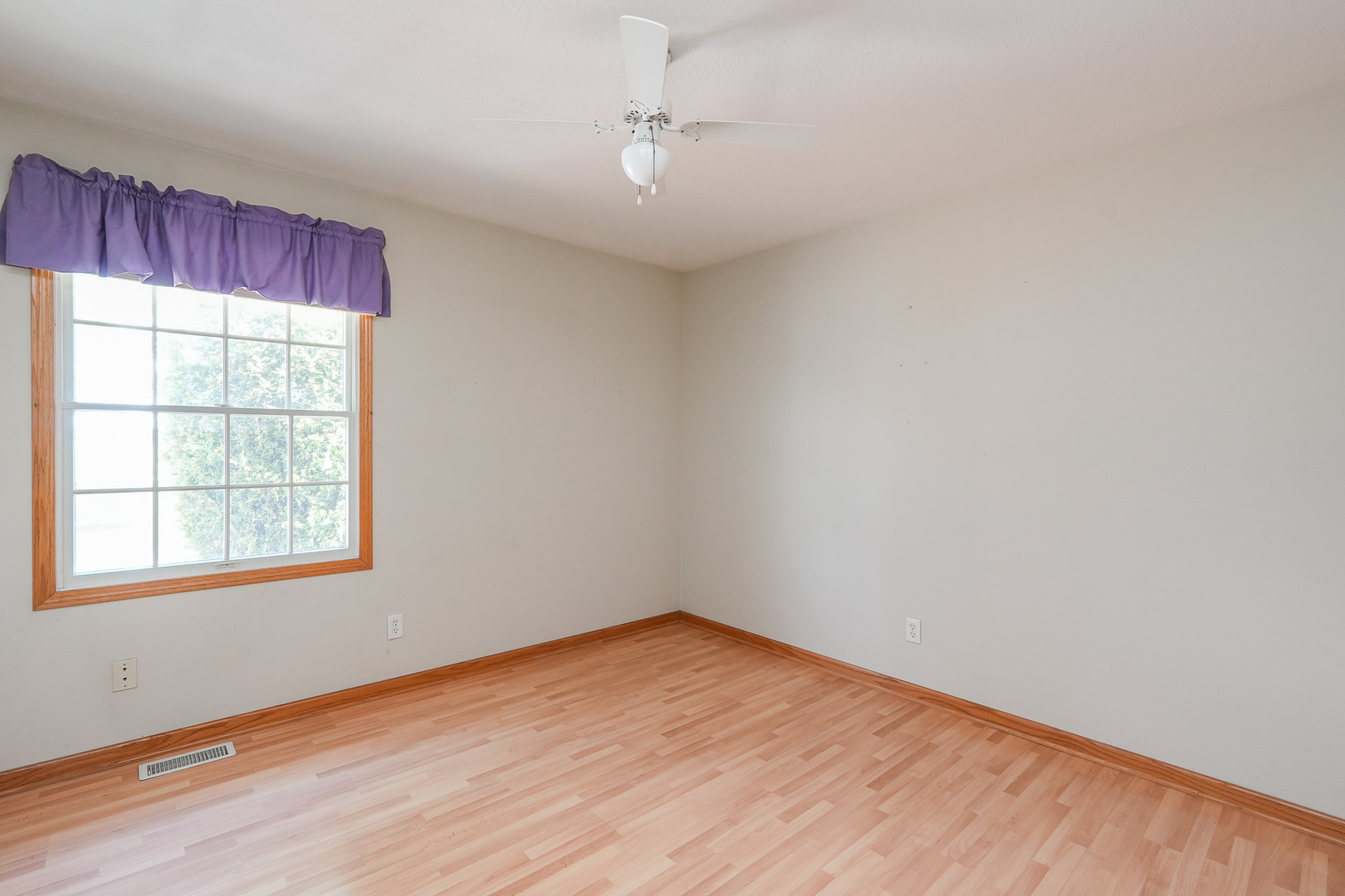 671 Diversatech Drive Property Photo 20
