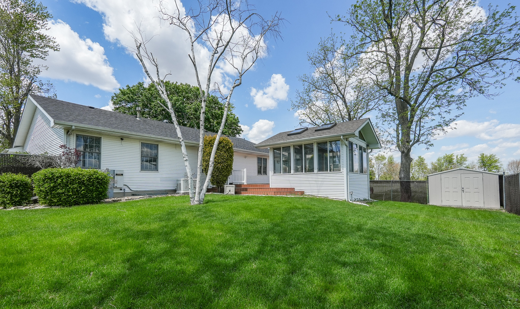 671 Diversatech Drive Property Photo 35