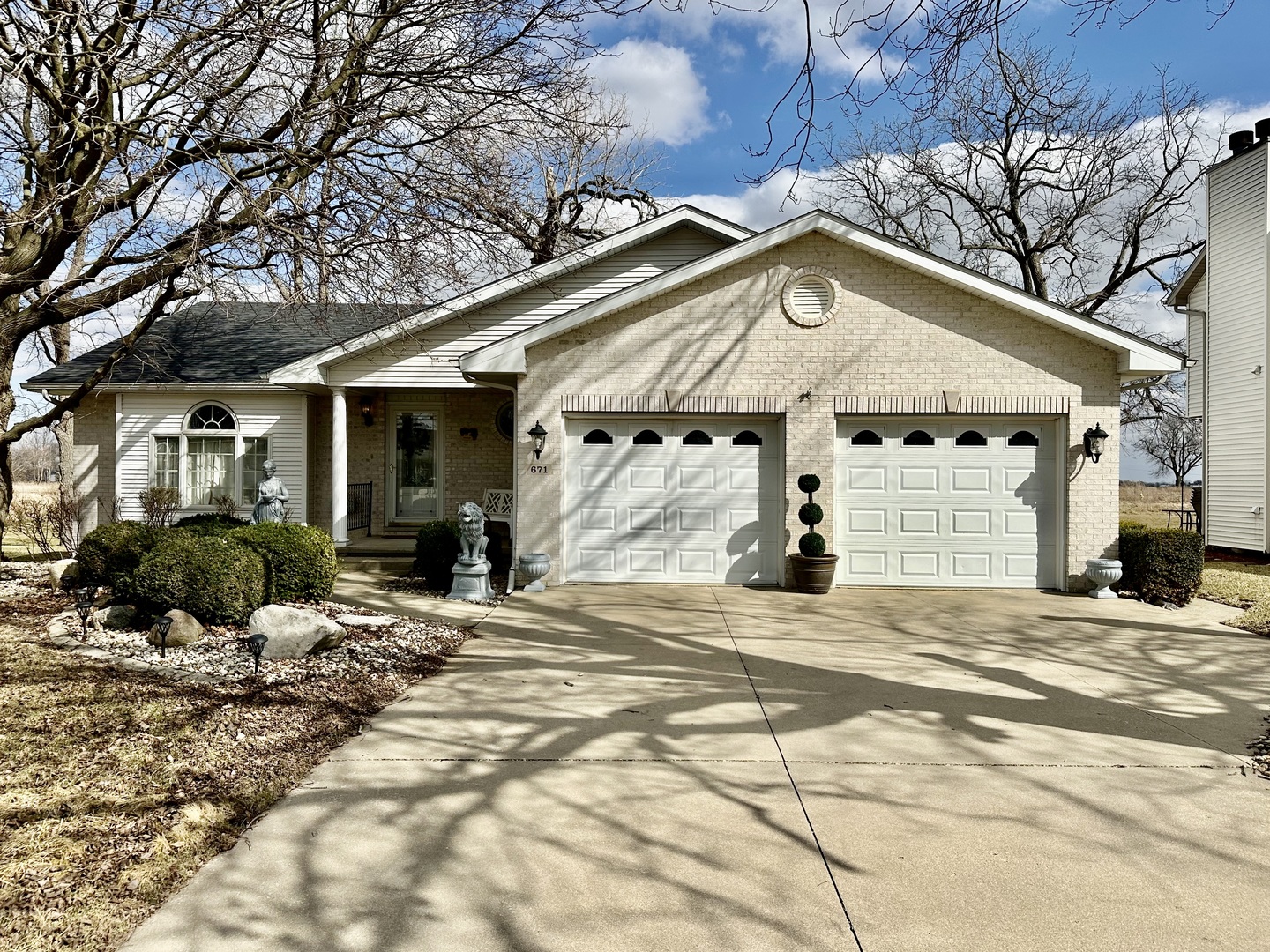 671 Diversatech Drive Property Photo 42