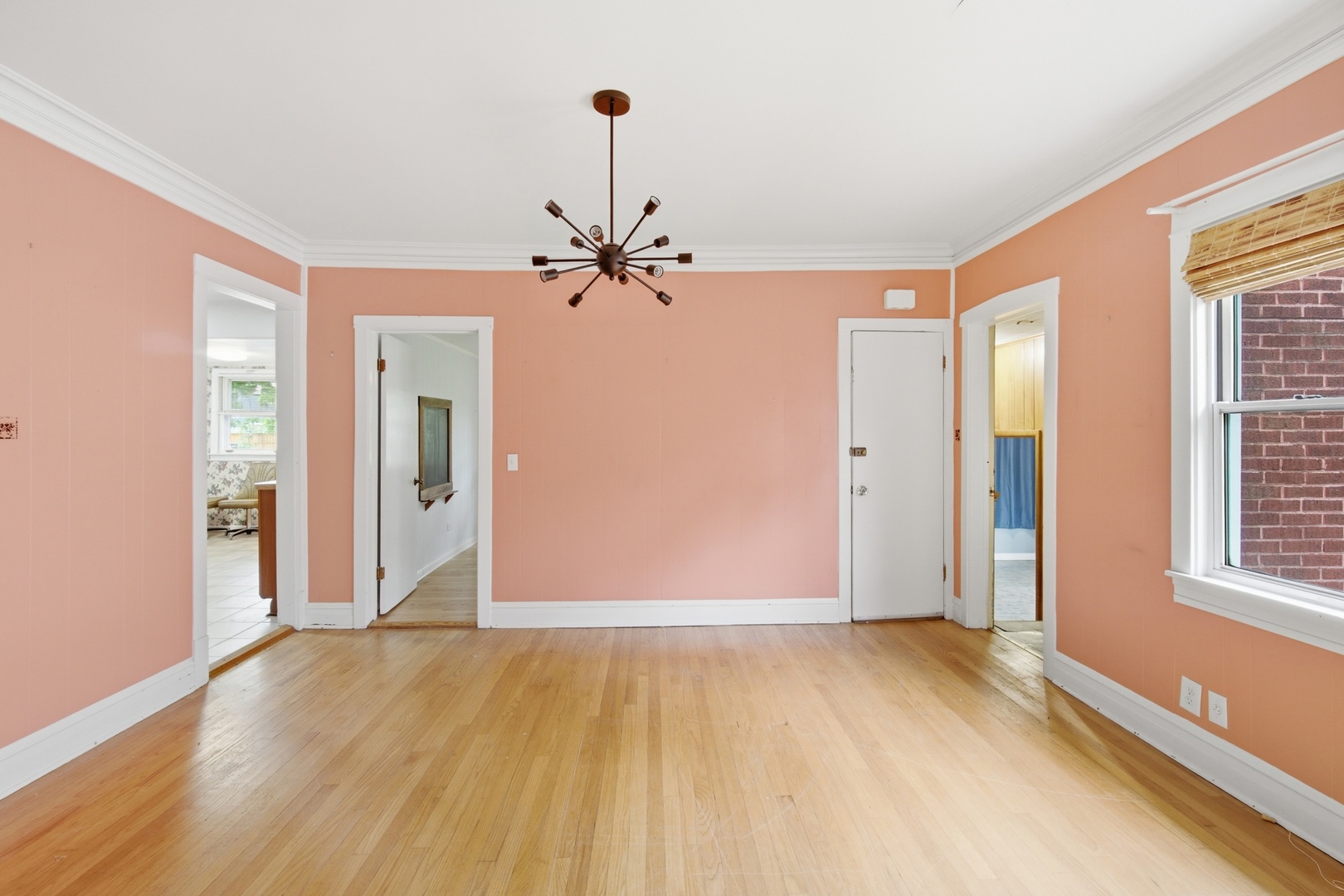 6240 N Avondale Avenue Property Photo 13