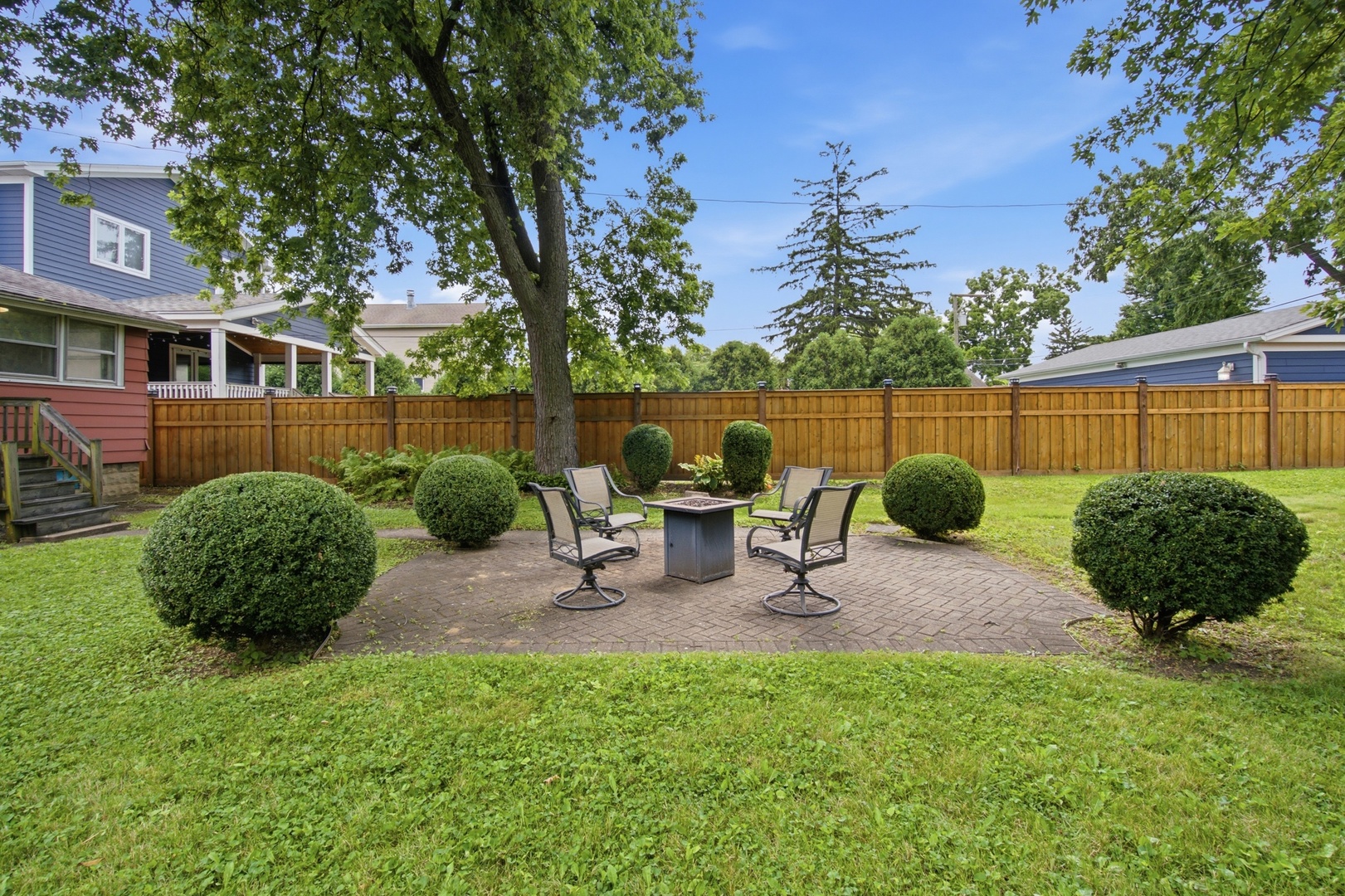6240 N Avondale Avenue Property Photo 22