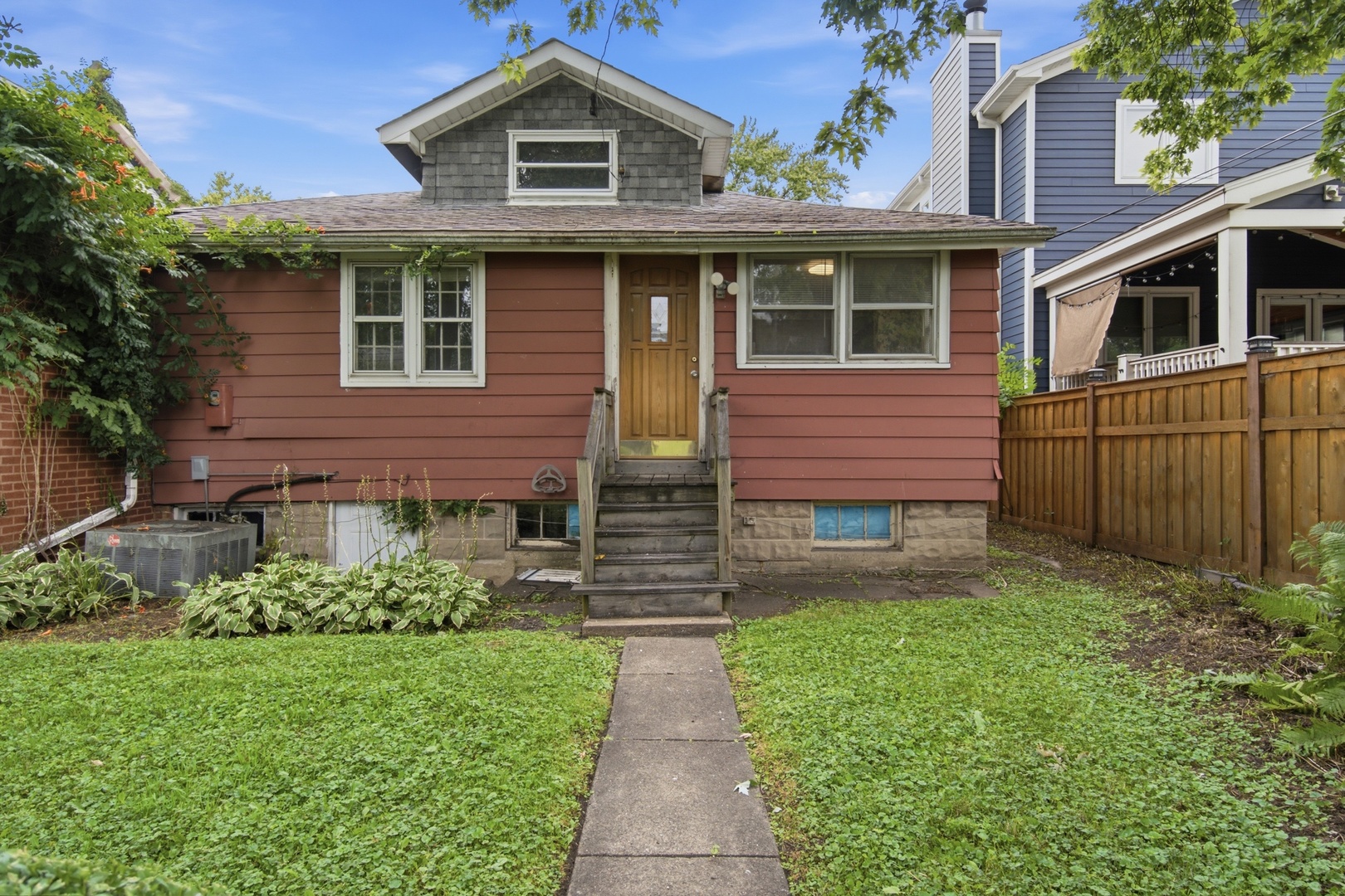 6240 N Avondale Avenue Property Photo 23