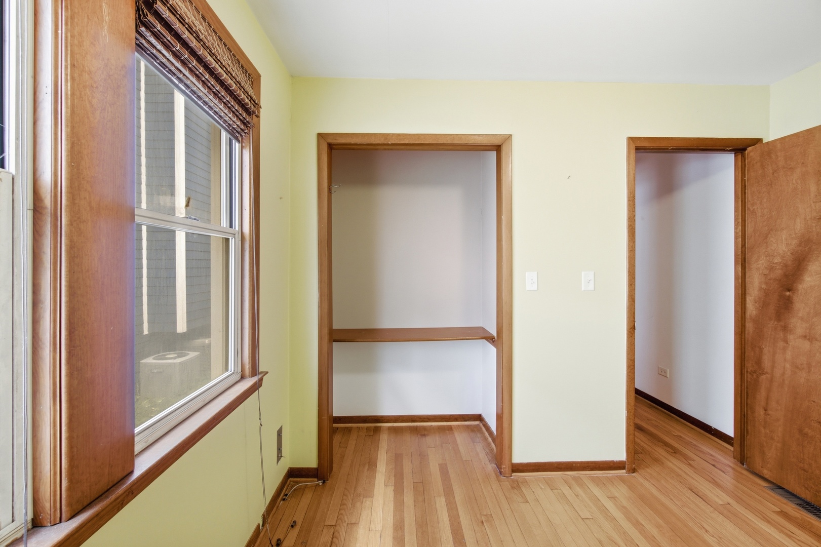 6240 N Avondale Avenue Property Photo 27