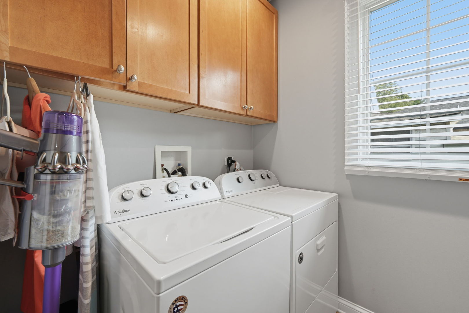 2272 Eastview Drive Property Photo 14