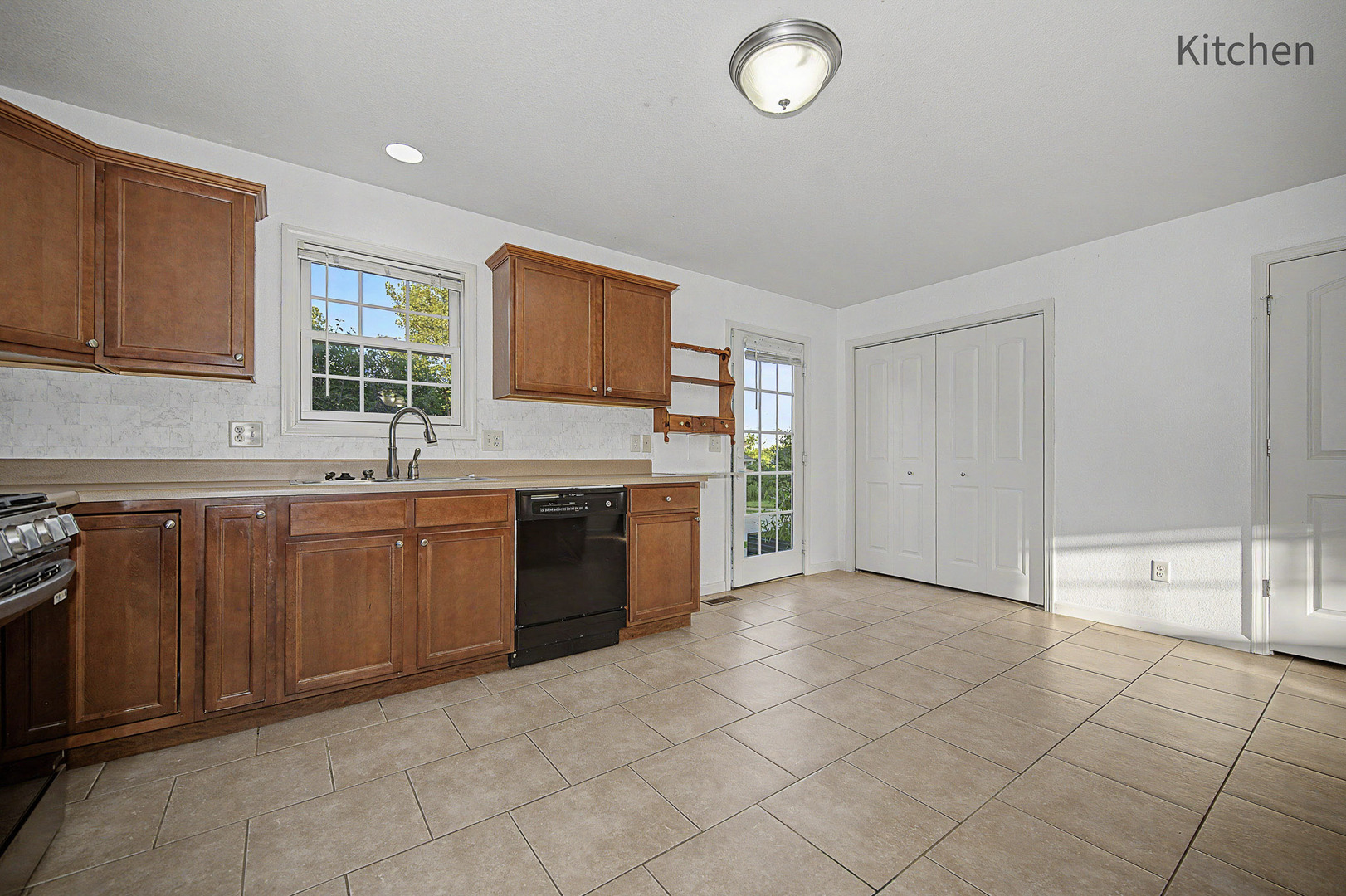 1820 Glenbridge Road Property Photo 10