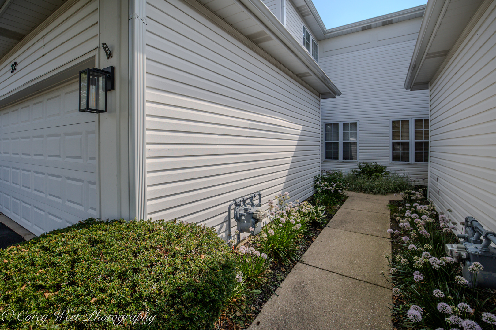 22 S Barton Trail Property Photo 3