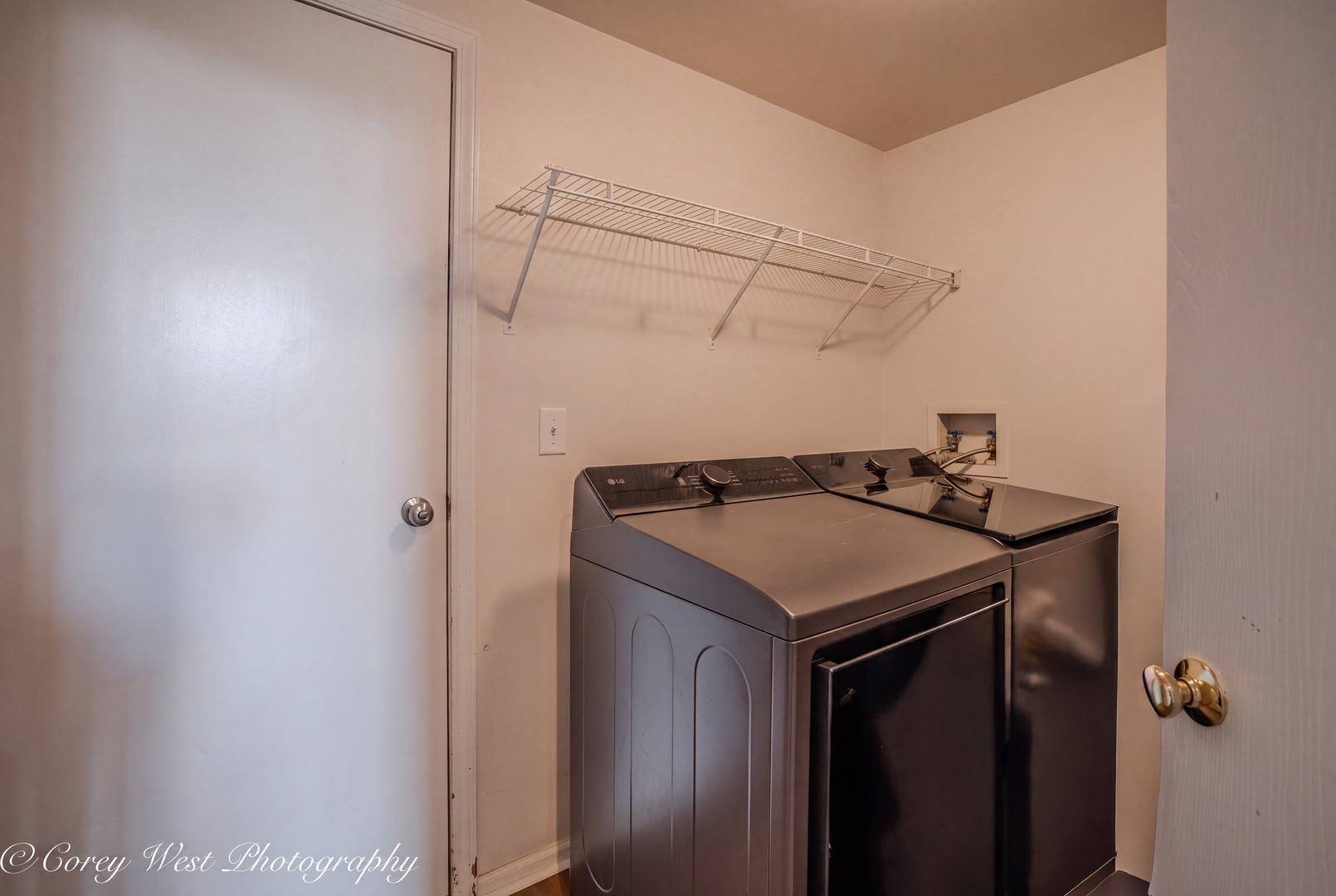 22 S Barton Trail Property Photo 6