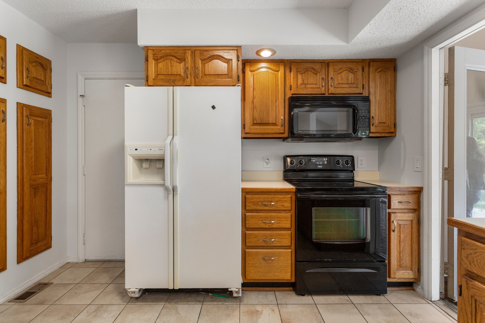 2803 Woodhaven Drive Property Photo 17
