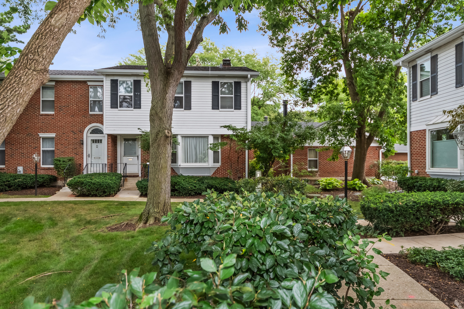 9029 Lincolnwood Drive Property Photo 1