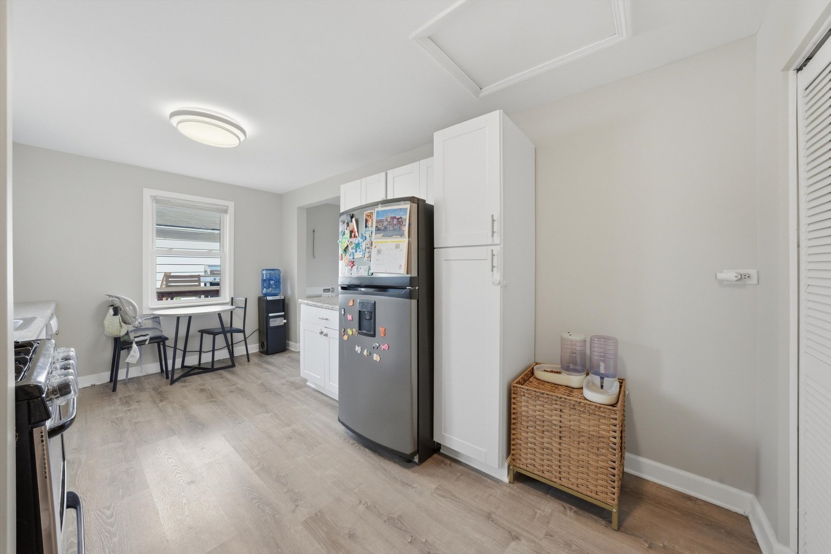 3231 W 99th Street Property Photo 9