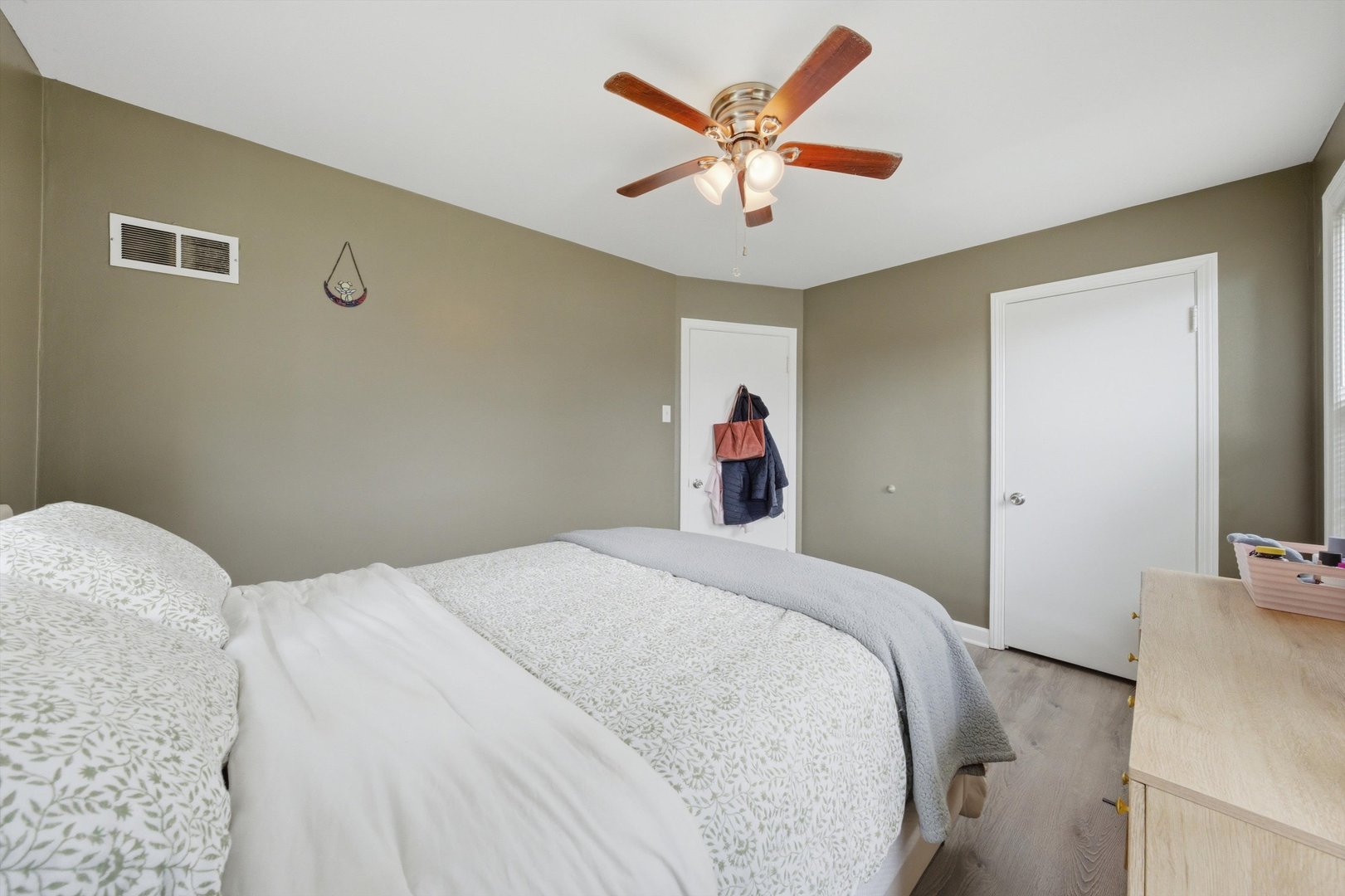 3231 W 99th Street Property Photo 14