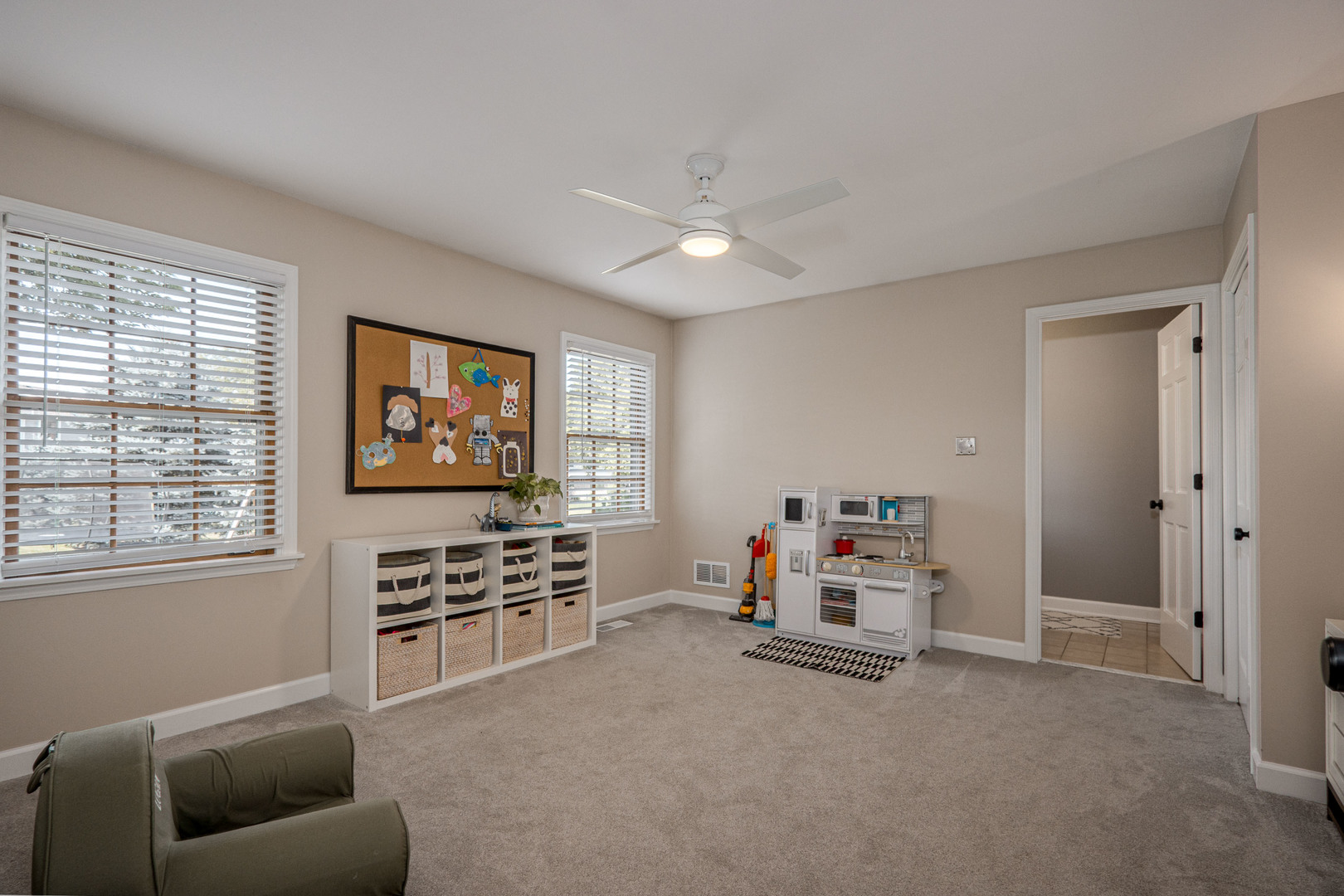 1220 Croydon Court Property Photo 14