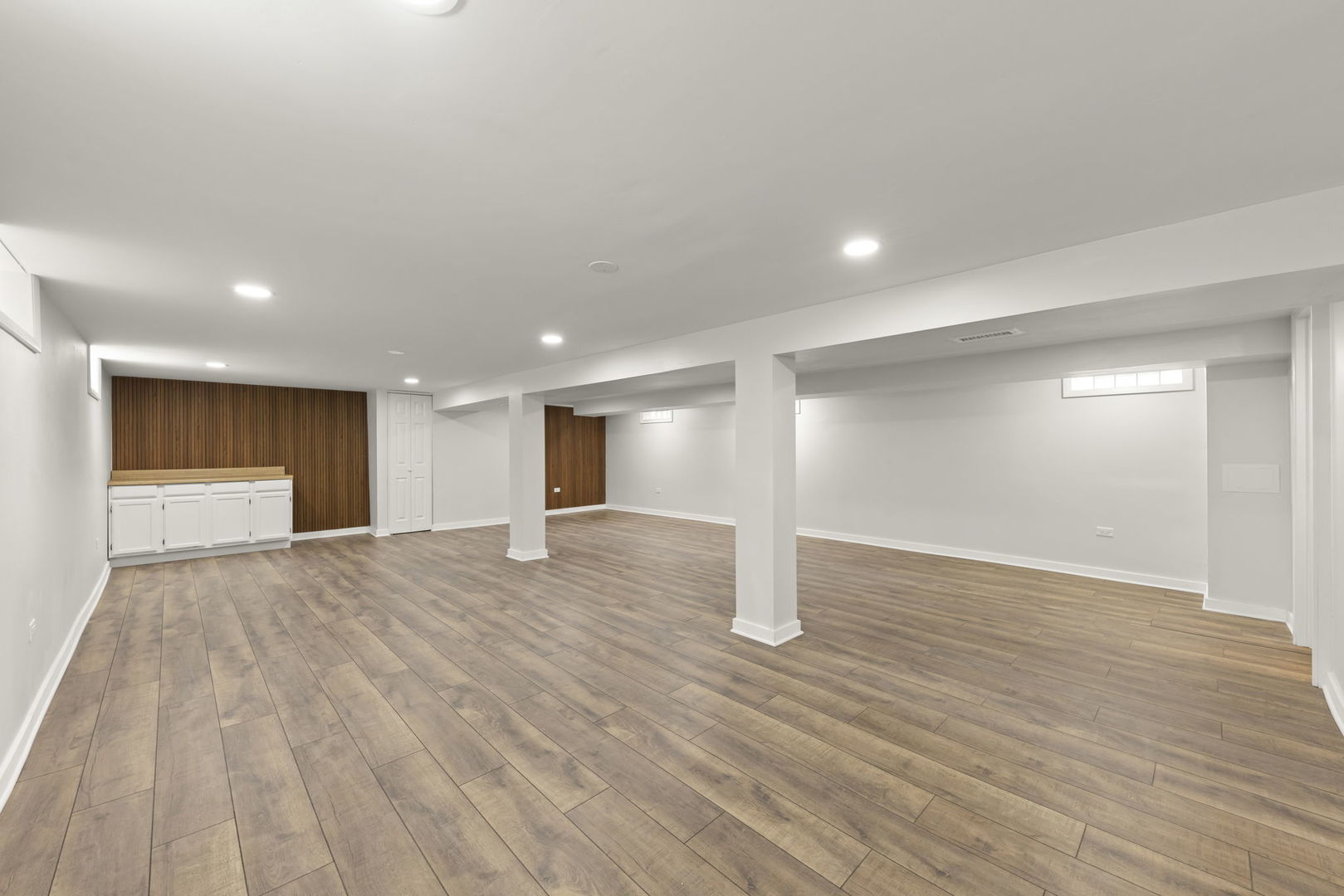 9039 S Jeffery Boulevard Property Photo 20