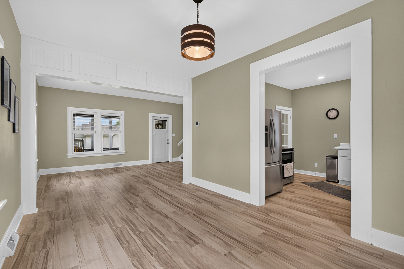 127 W Moore Street Property Photo 10