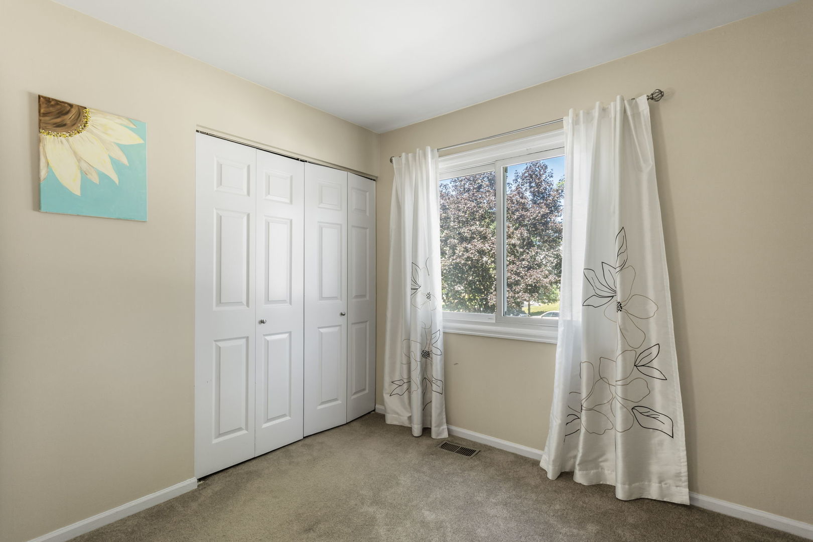 840 S Cleburne Avenue Property Photo 12