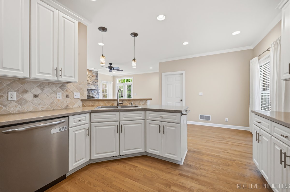 12717294 Property Photo 8