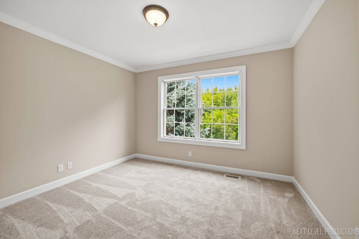 12717294 Property Photo 21