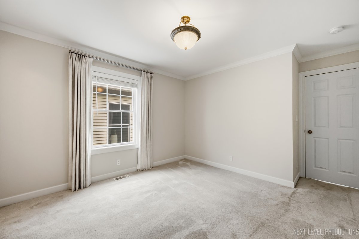 12717294 Property Photo 24