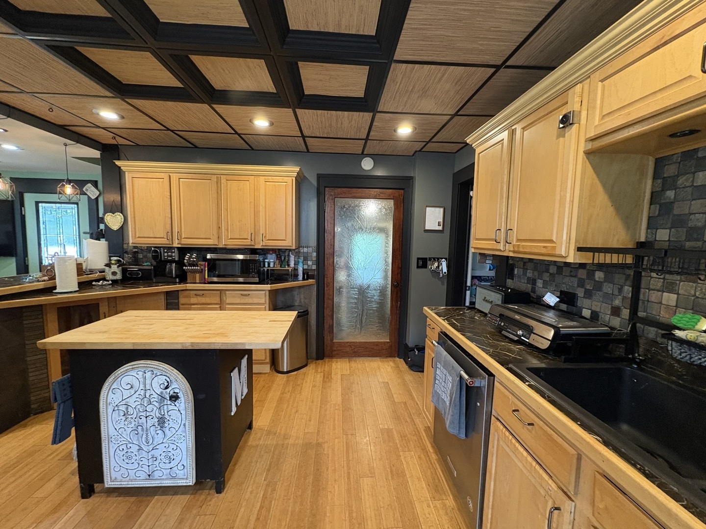 1010 Lincoln Highway Property Photo 13