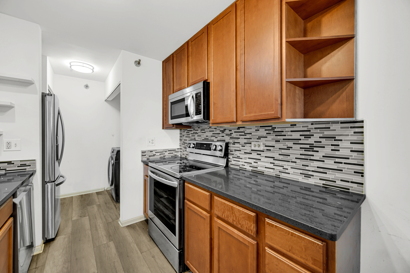 213 Glengarry Drive 211 Property Photo 6