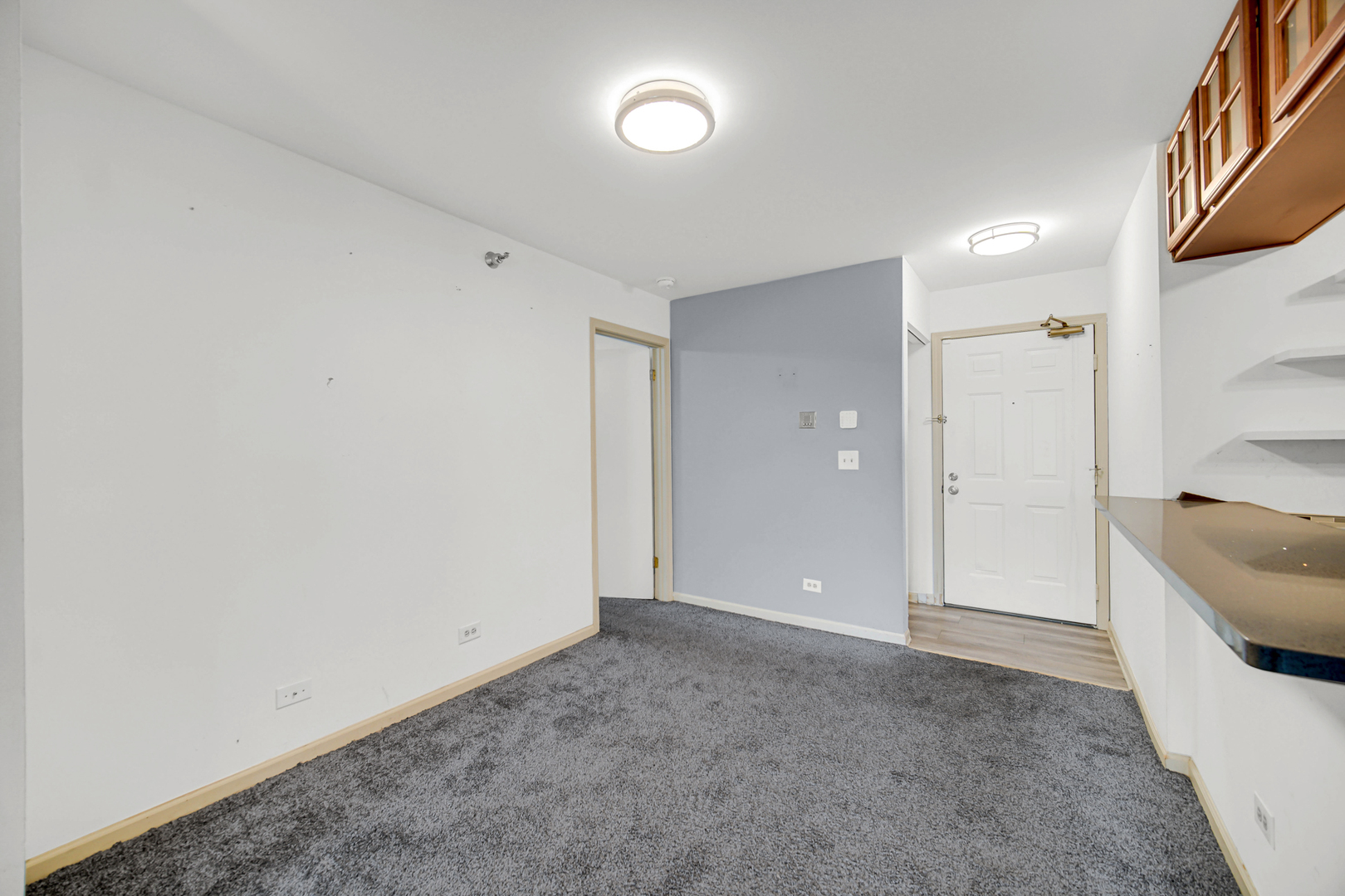 213 Glengarry Drive 211 Property Photo 8