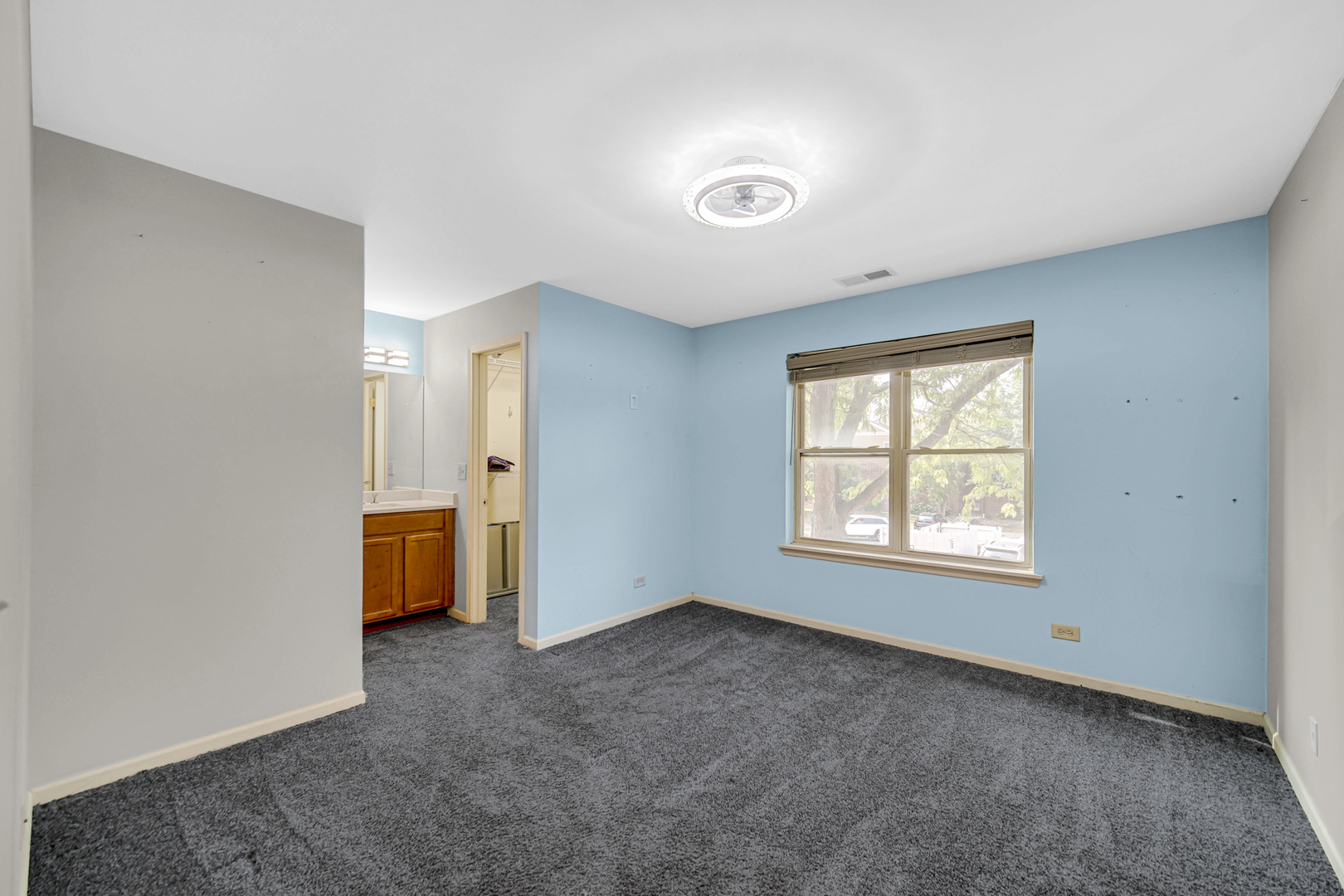 213 Glengarry Drive 211 Property Photo 15