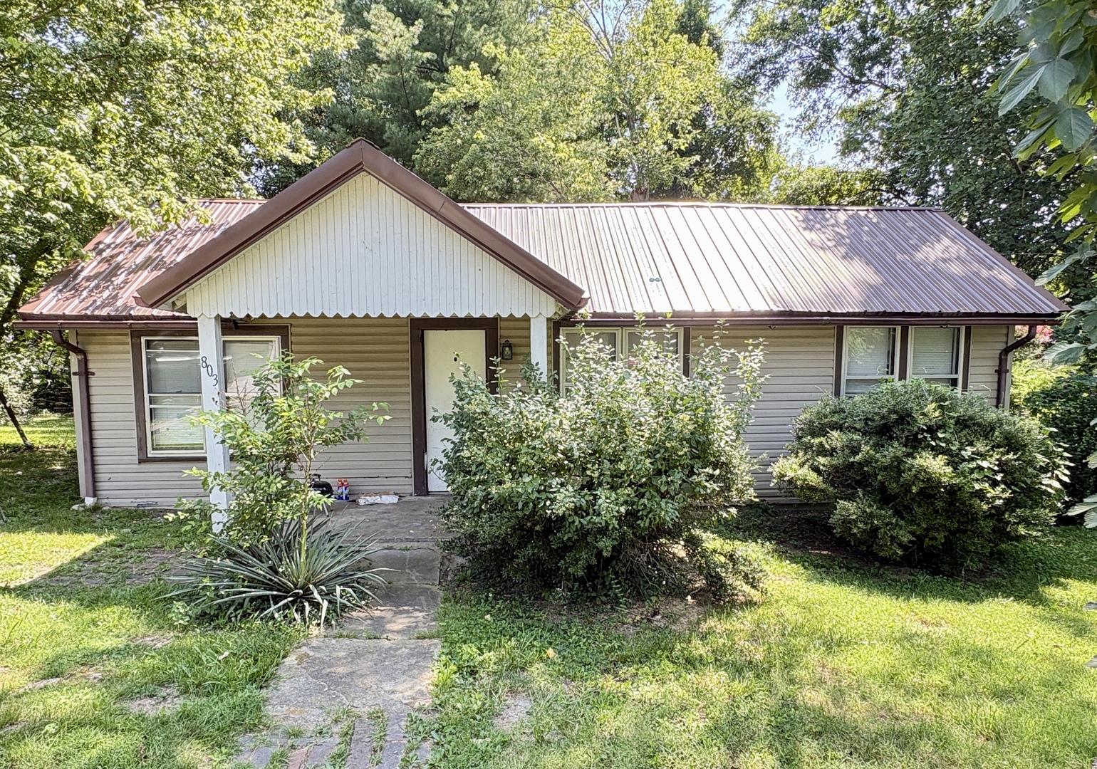 803 N Allyn Street Property Photo 1