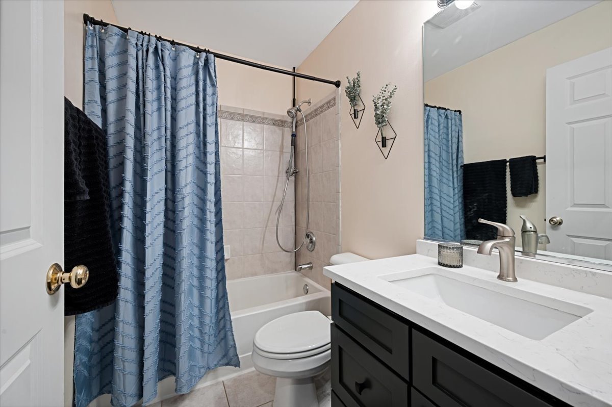 3809 N Milwaukee Avenue C Property Photo 18