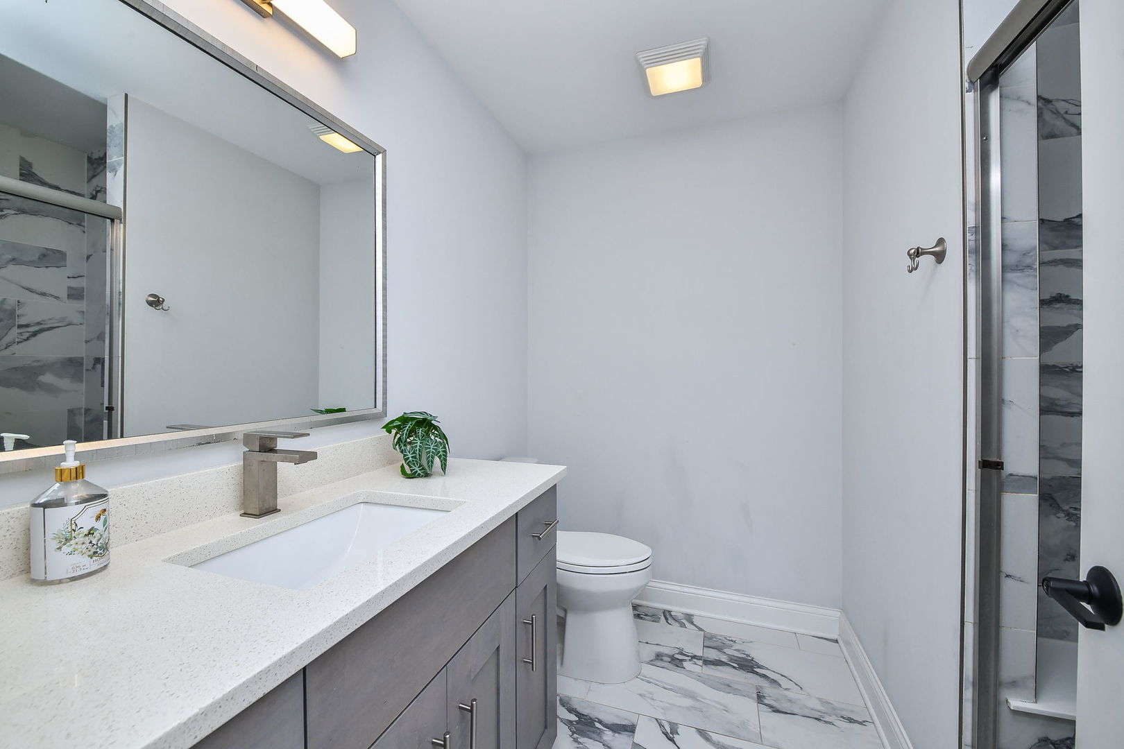 2447 Sharon Court Property Photo 25