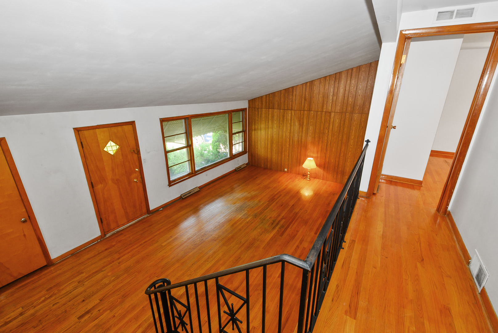 10525 S Kildare Avenue Property Photo 5