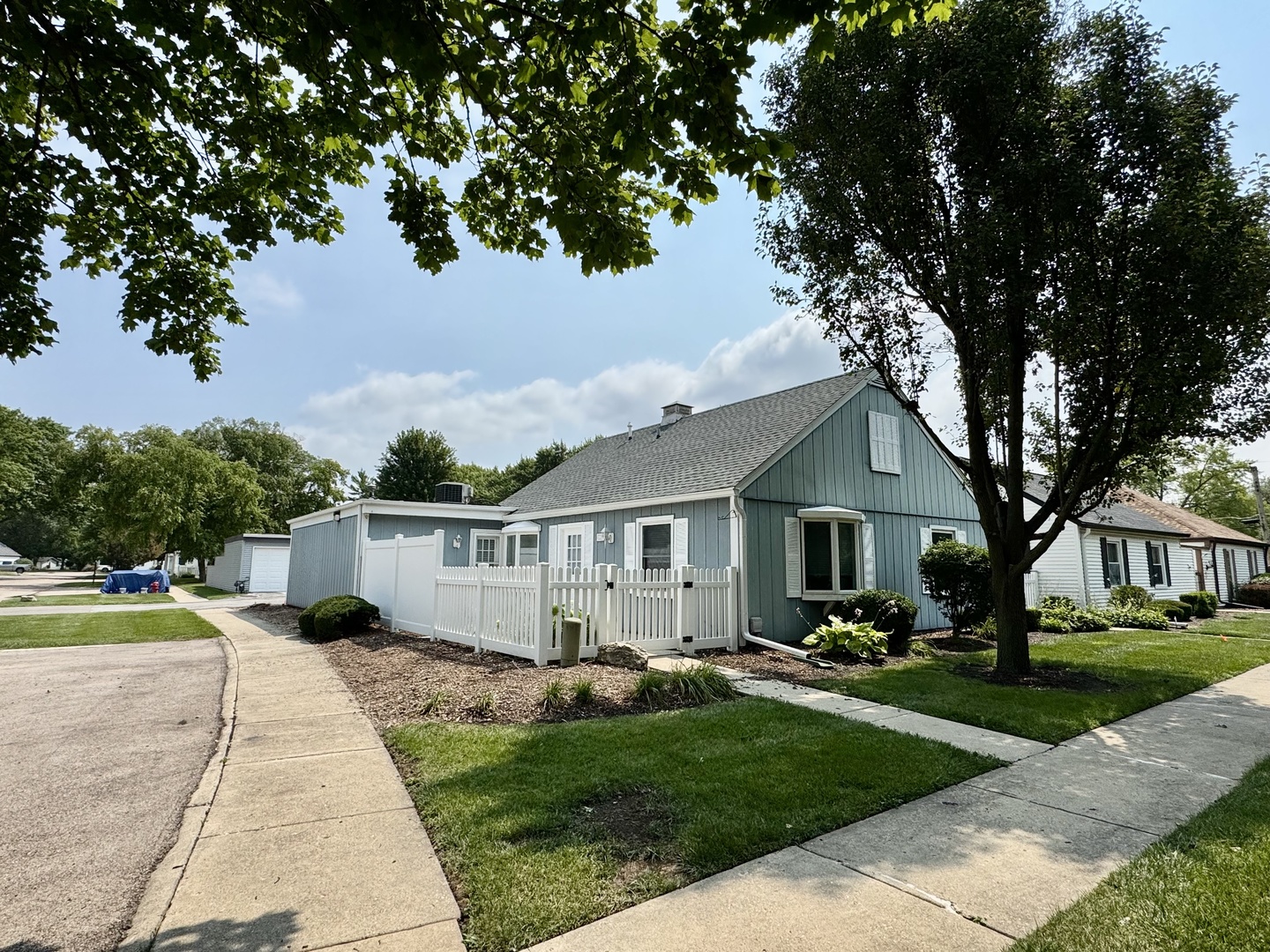 119 Garden Drive Property Photo 3