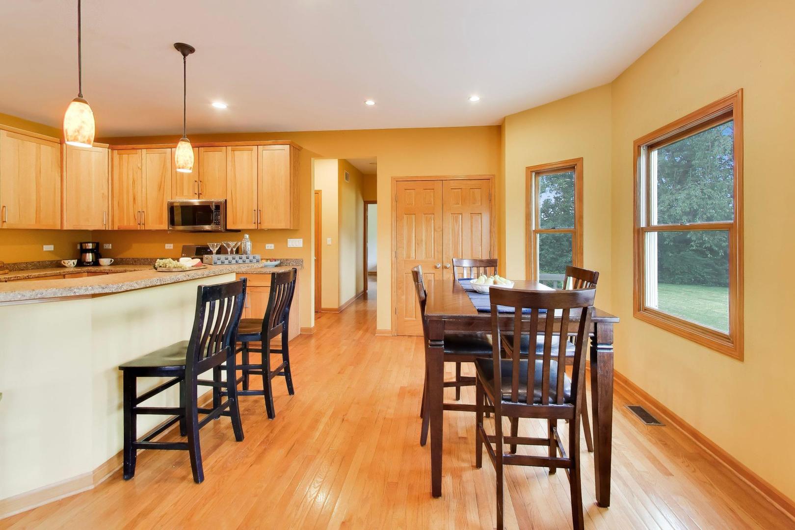 7365 English Oak Lane Property Photo 18