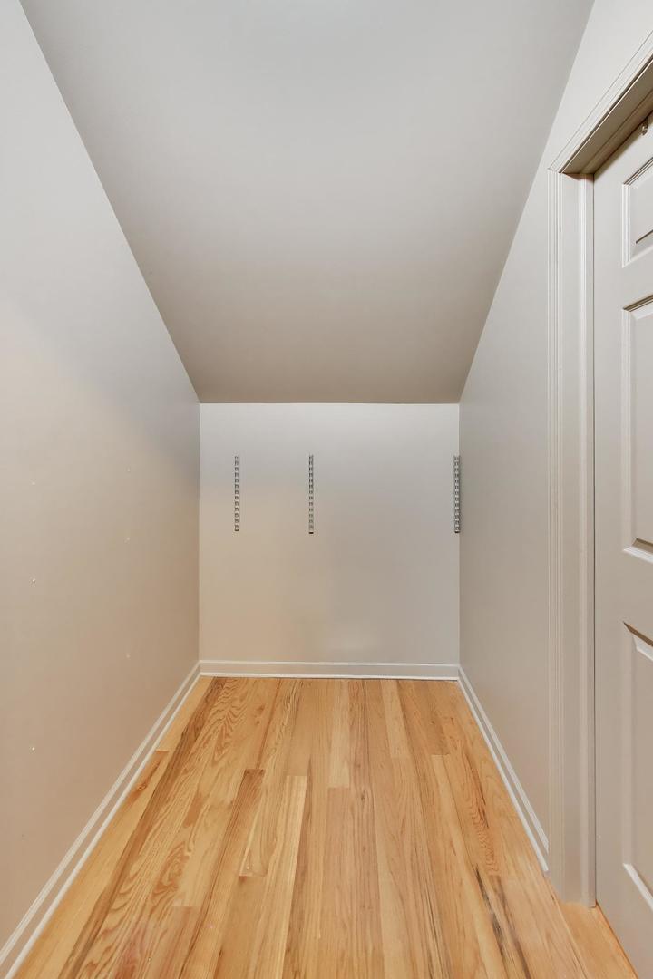 7365 English Oak Lane Property Photo 44