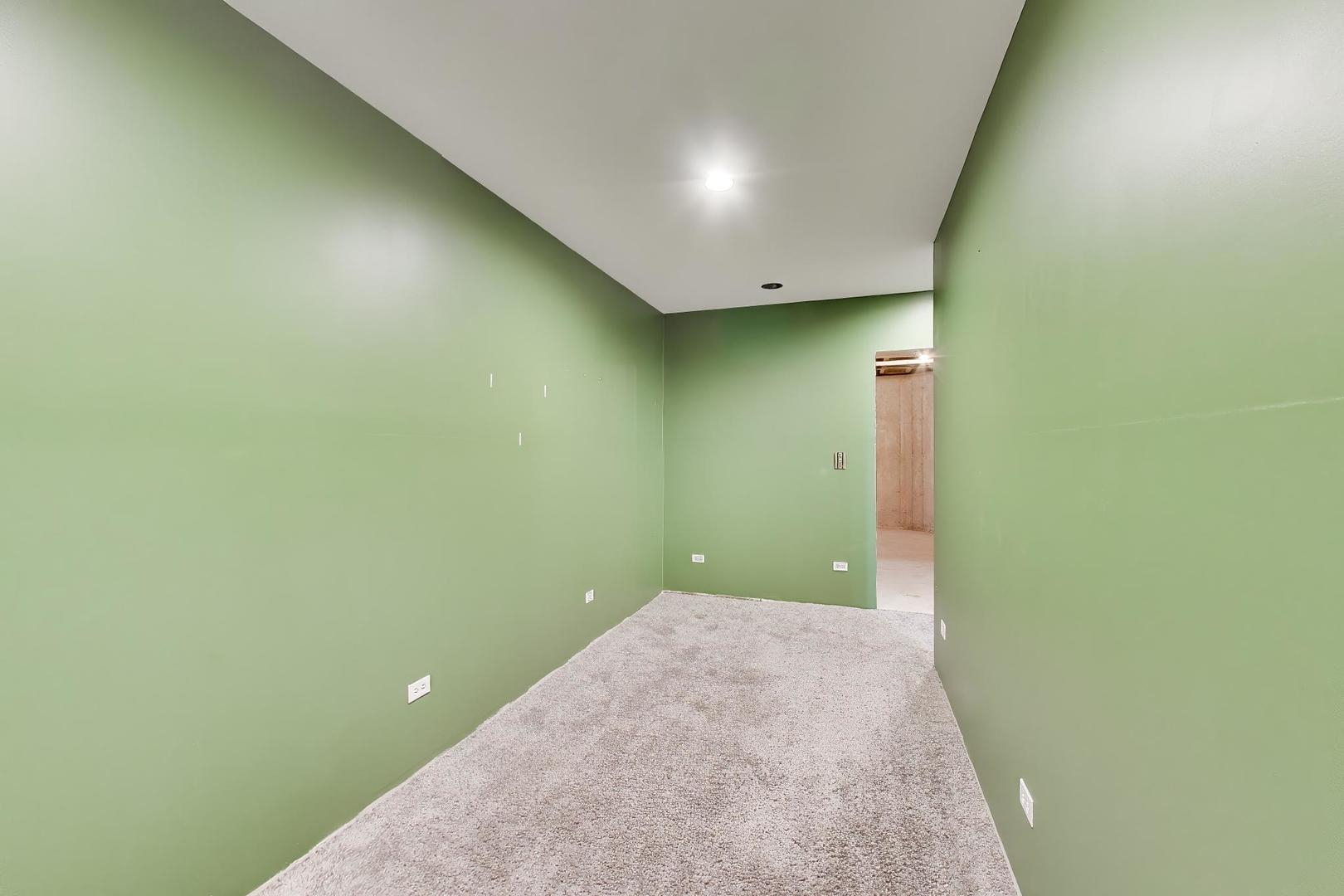 7365 English Oak Lane Property Photo 53
