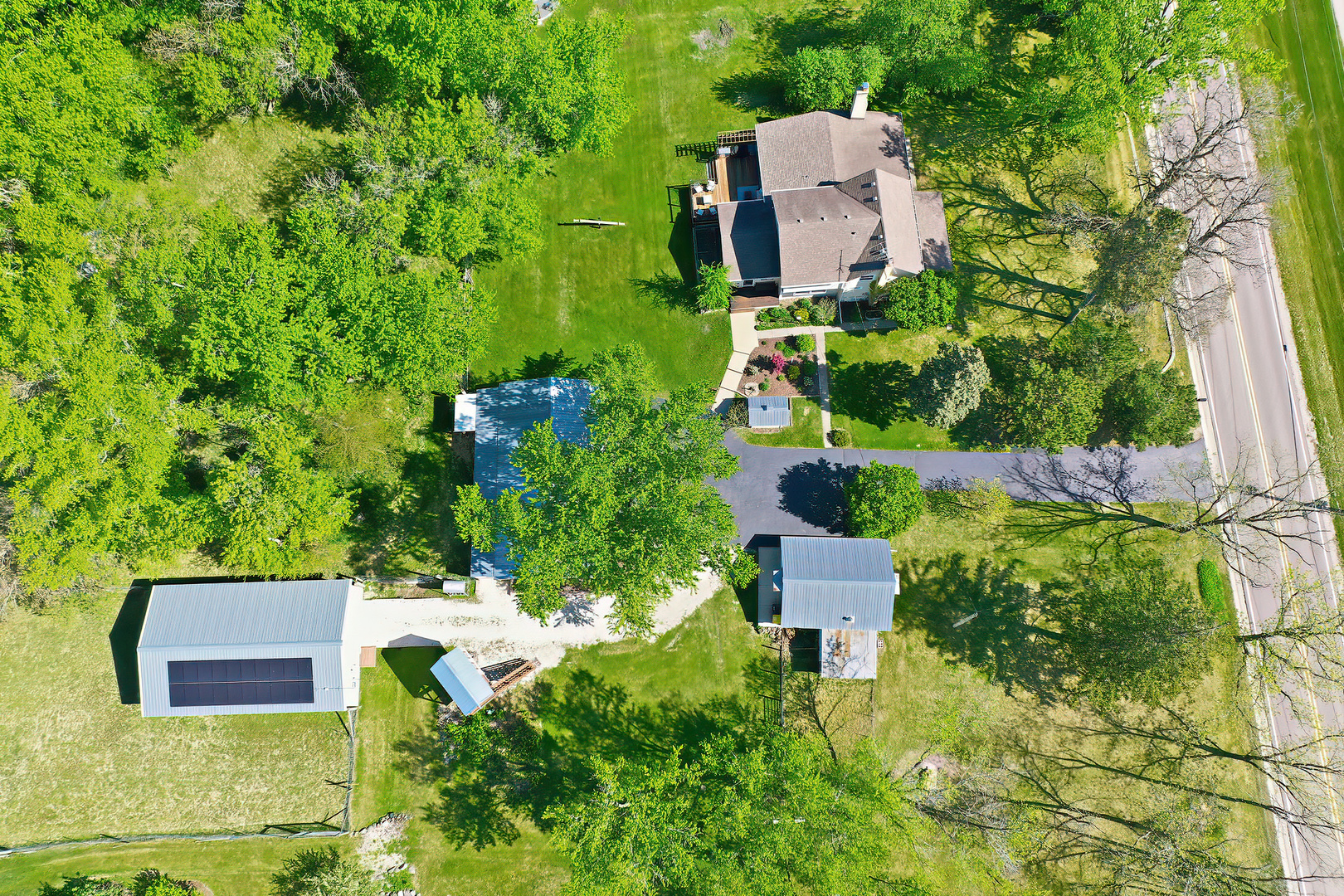 9909 Winn Road Property Photo 17