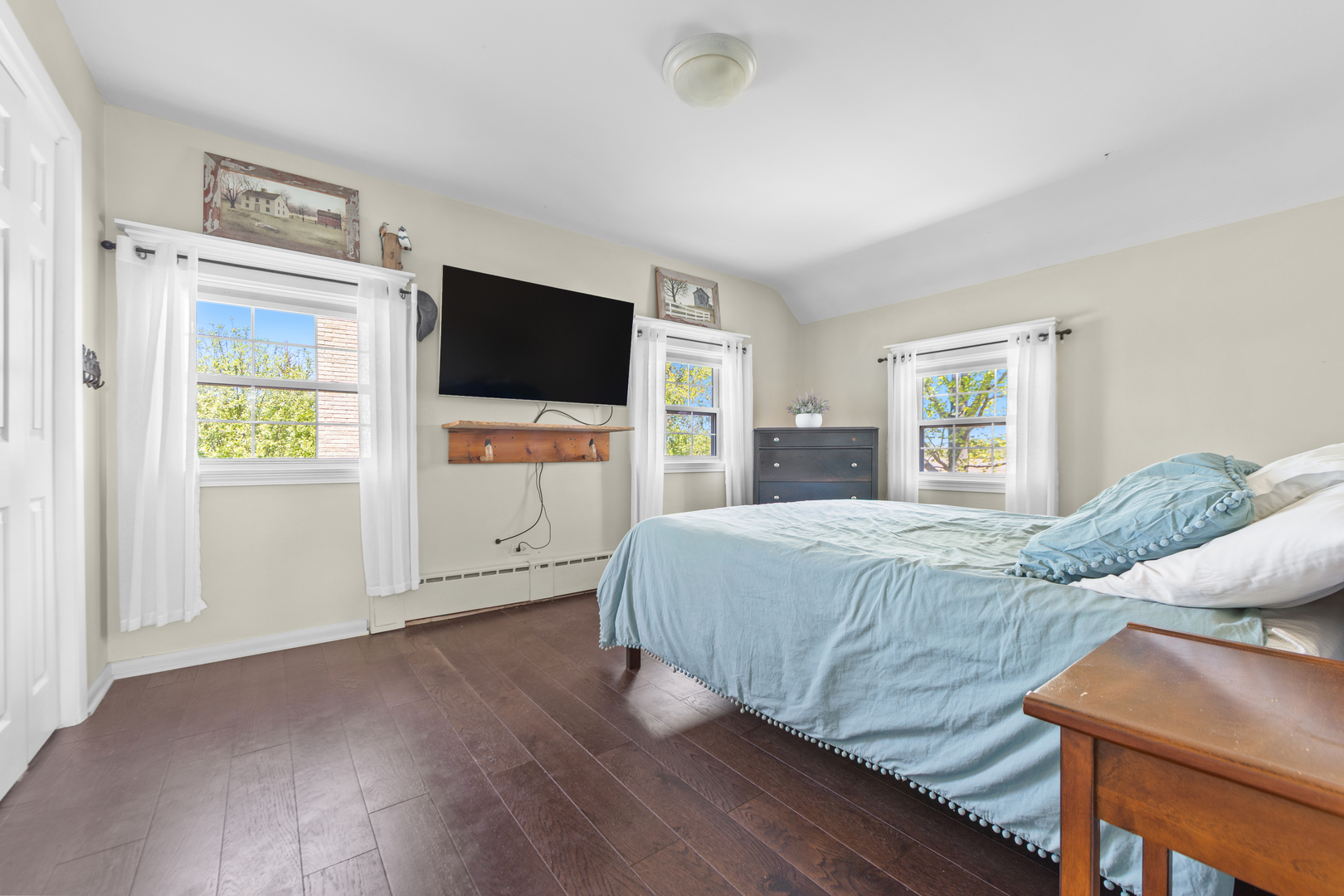 9909 Winn Road Property Photo 44