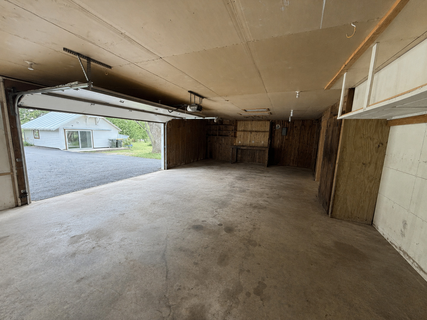 9909 Winn Road Property Photo 91