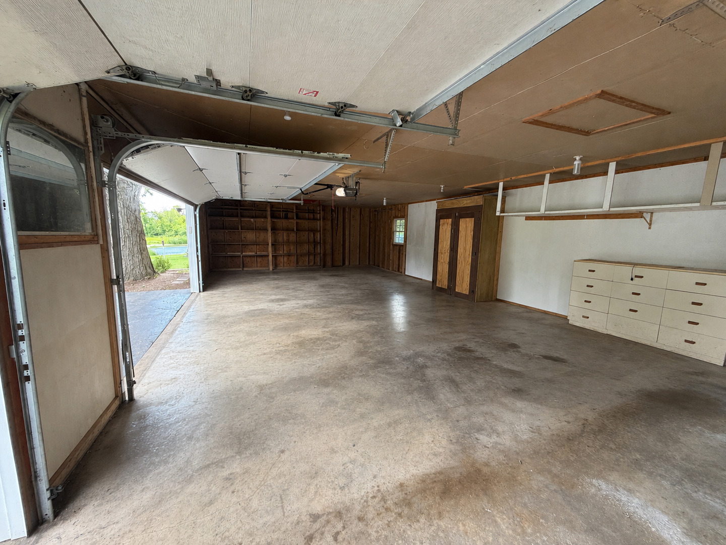 9909 Winn Road Property Photo 93