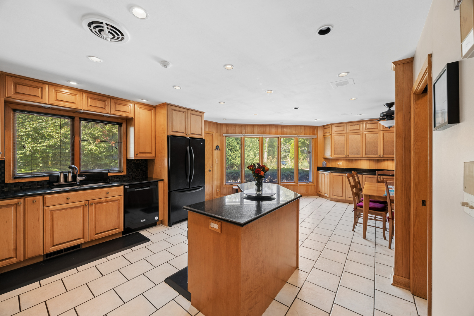 820 Ashland Avenue Property Photo 20
