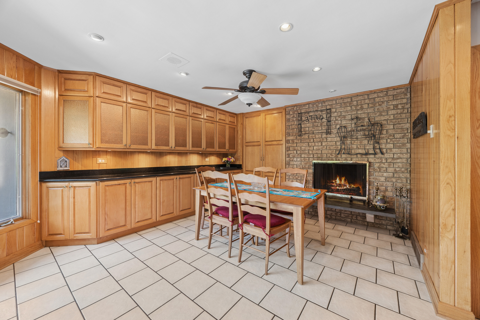 820 Ashland Avenue Property Photo 23
