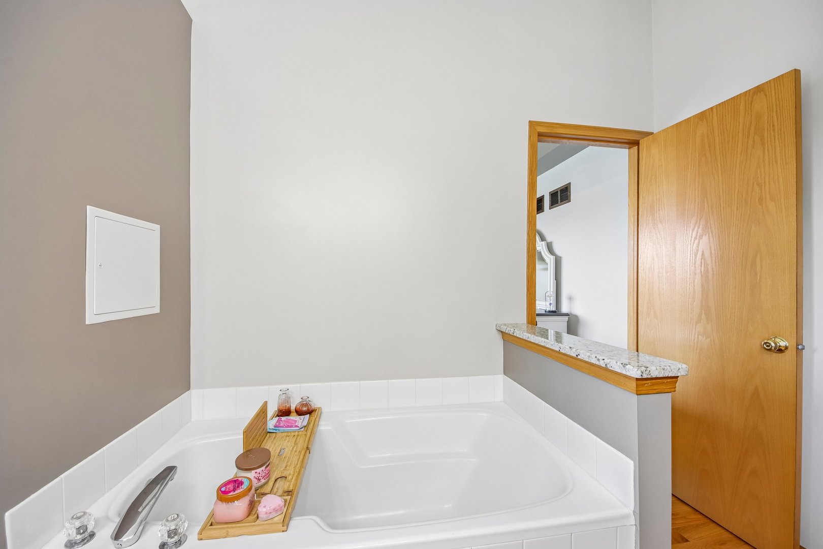 2302 Irvine Lane Property Photo 35